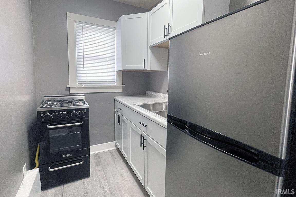 Photo 15 of 308 E Madison Street