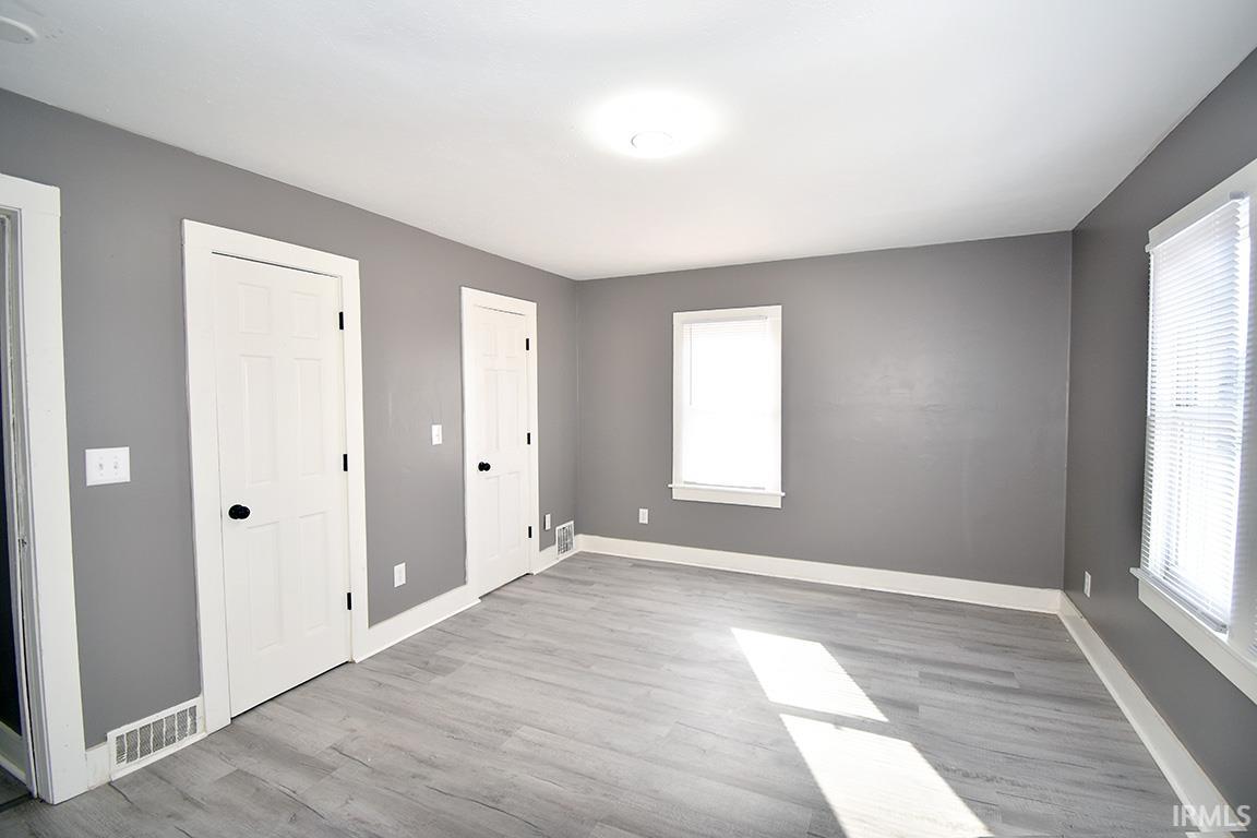 Photo 20 of 308 E Madison Street