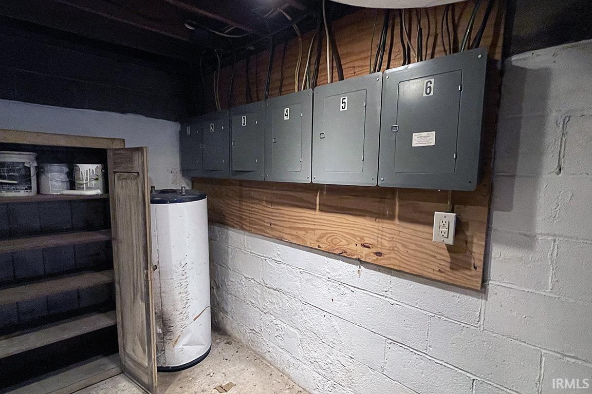 Photo 30 of 308 E Madison Street