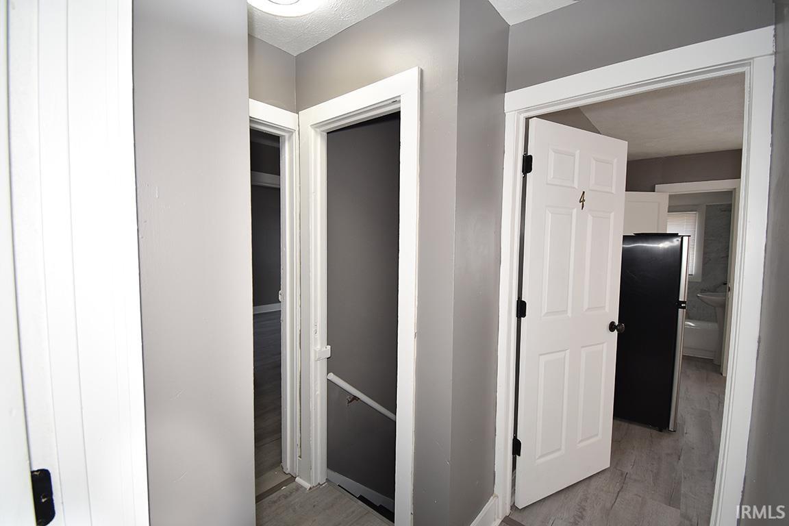 Photo 4 of 308 E Madison Street