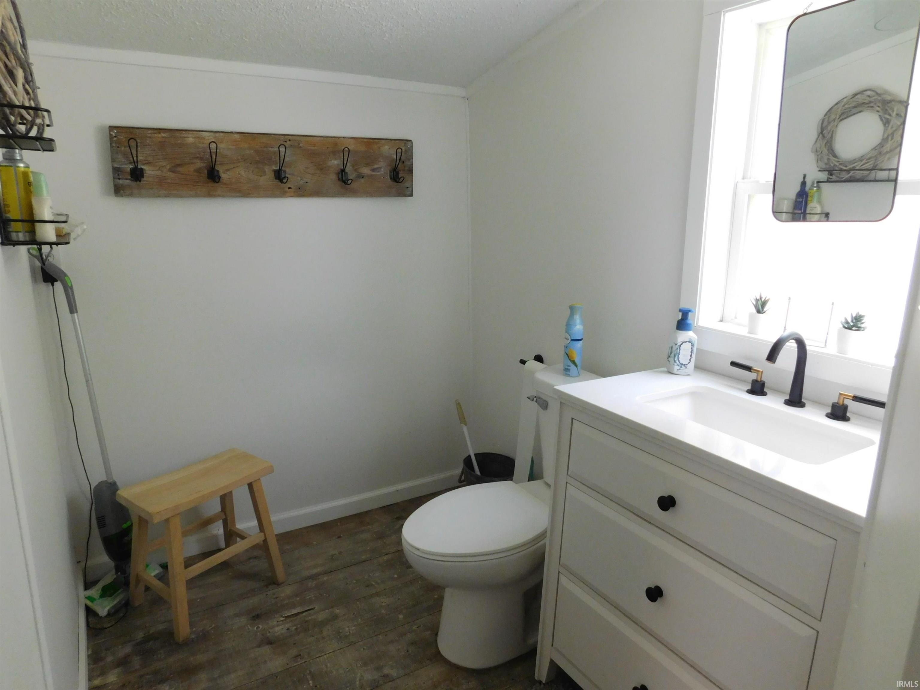 Photo 30 of 2 EMS B1D Lane