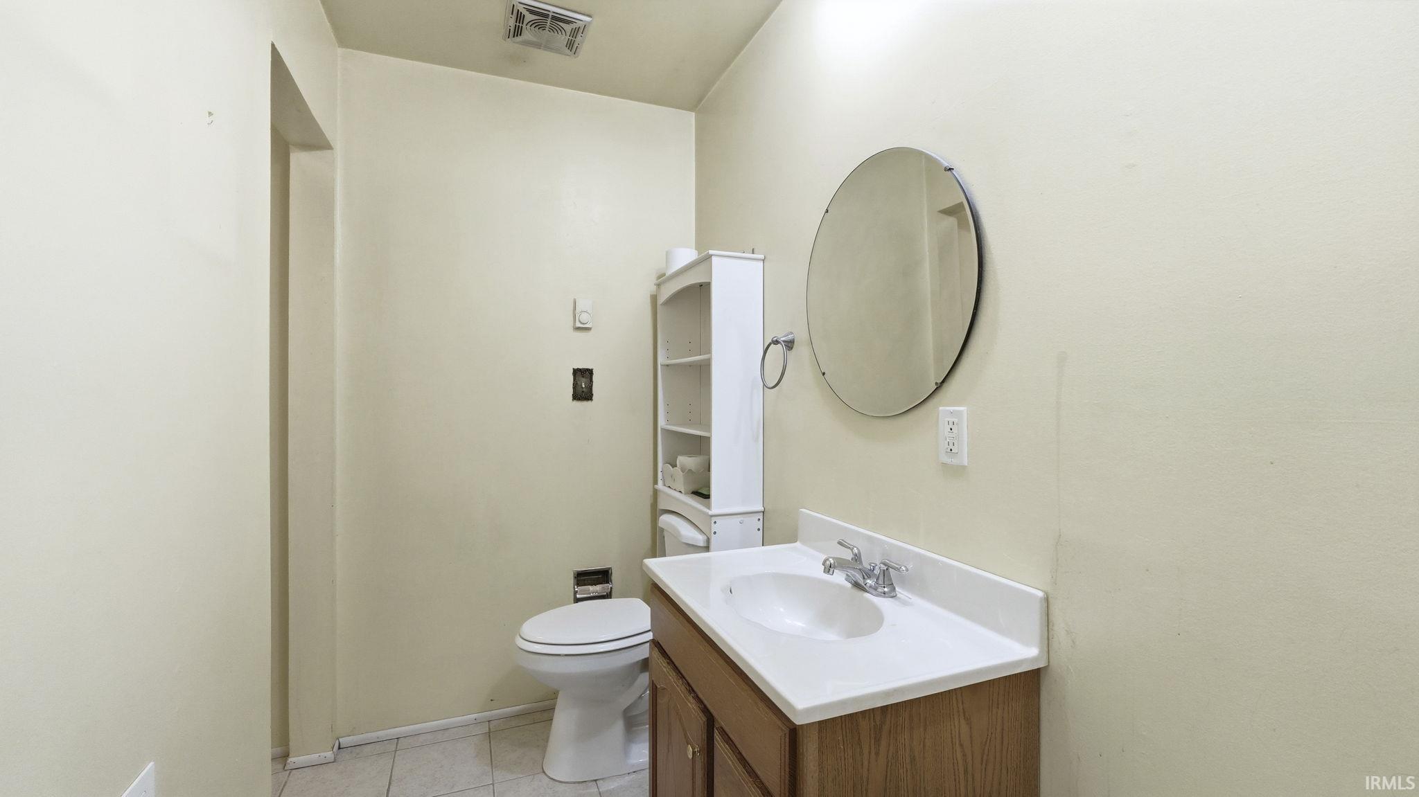 Photo 11 of 4615 Golfview Drive