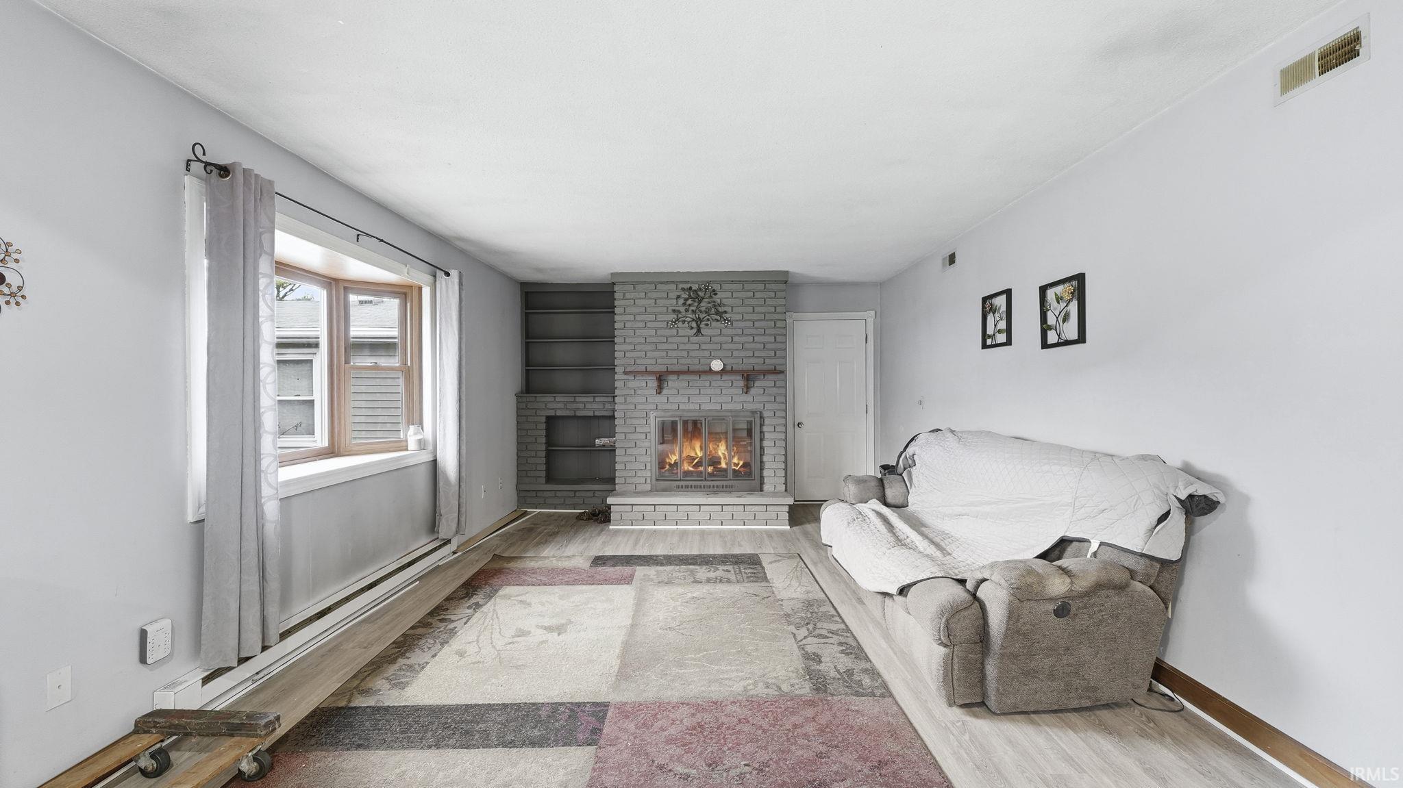 Photo 3 of 4615 Golfview Drive