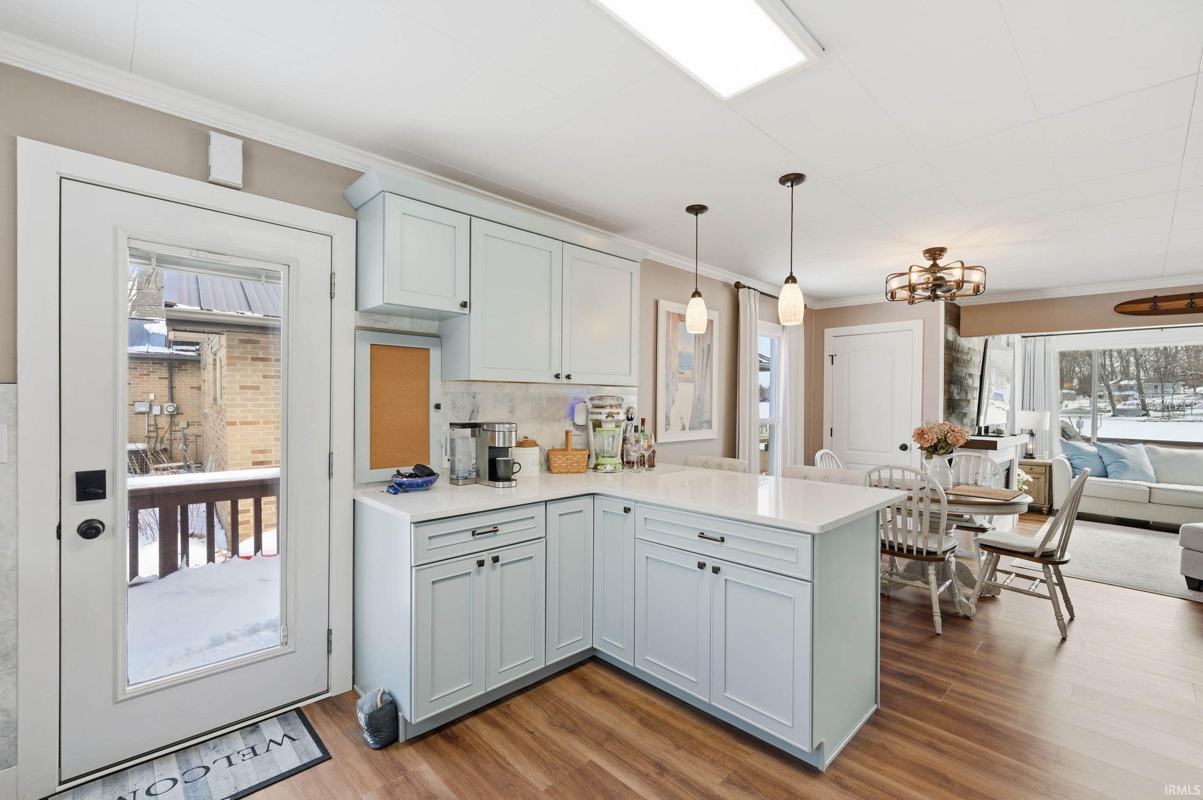 Photo 11 of 135 EMS B 43 Lane