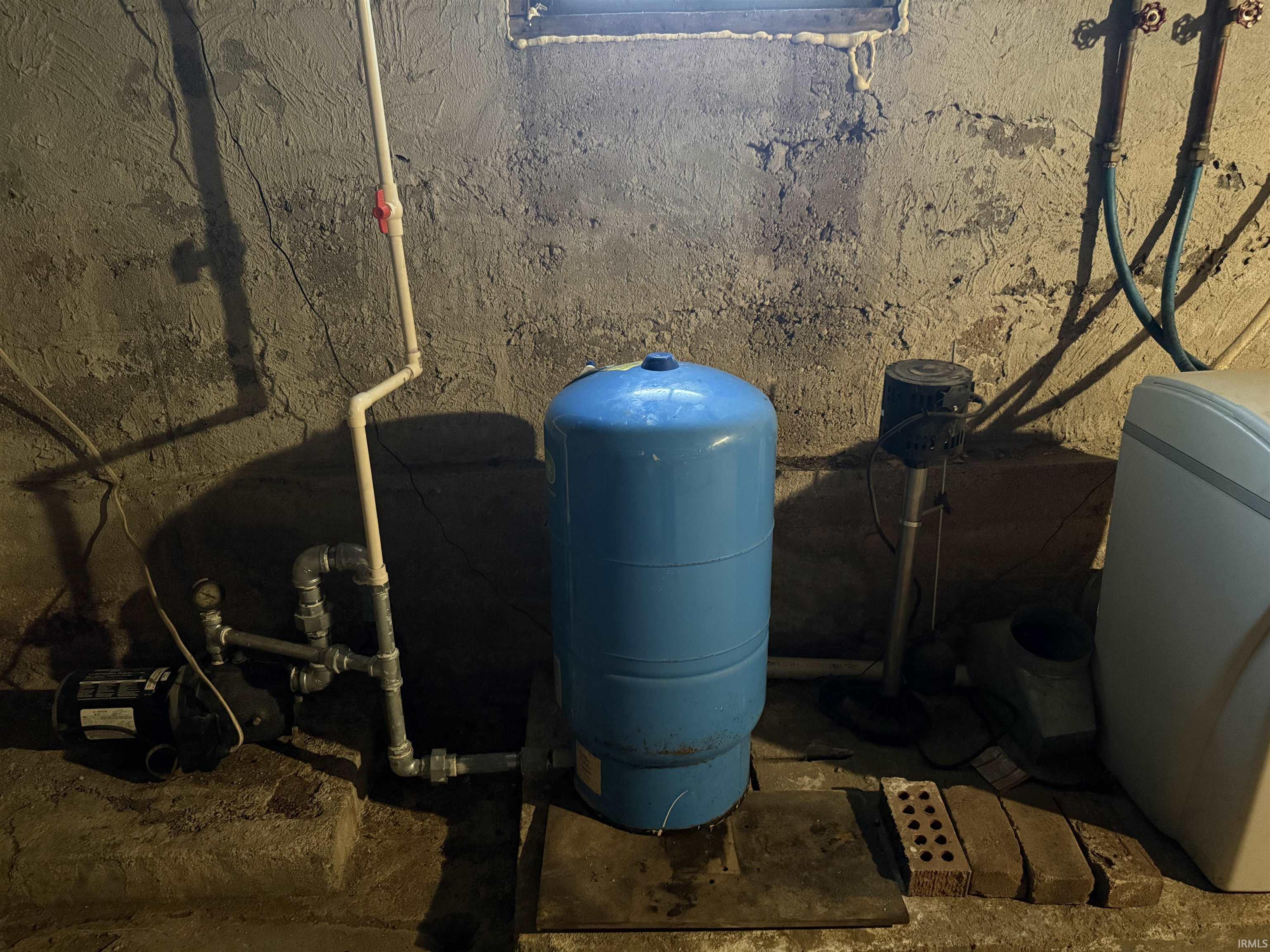 Photo 10 of 5860 N 600 E