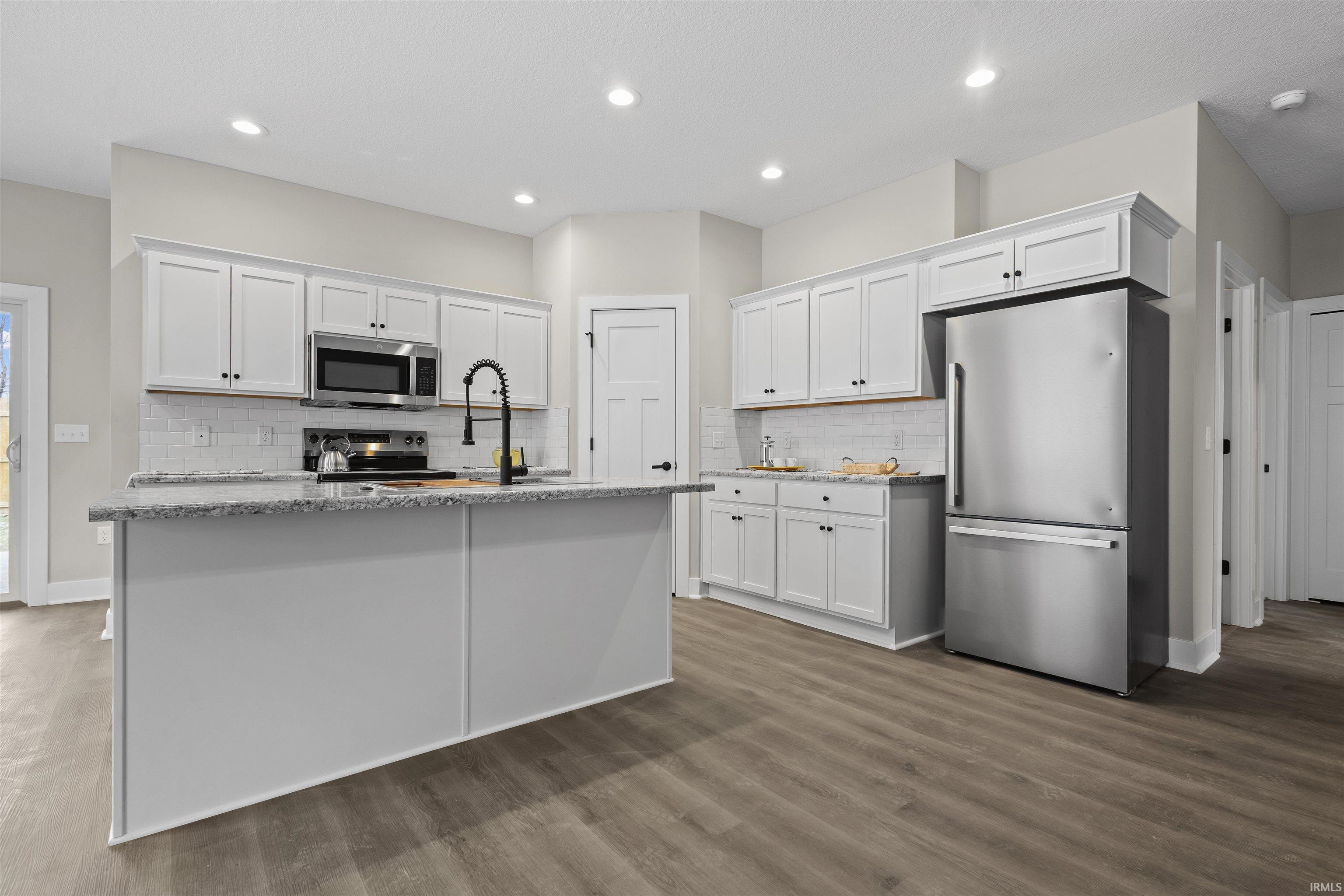 Photo 7 of 6309 Becker Drive