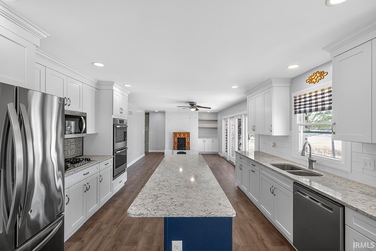 Photo 12 of 3111 N East Lake Drive