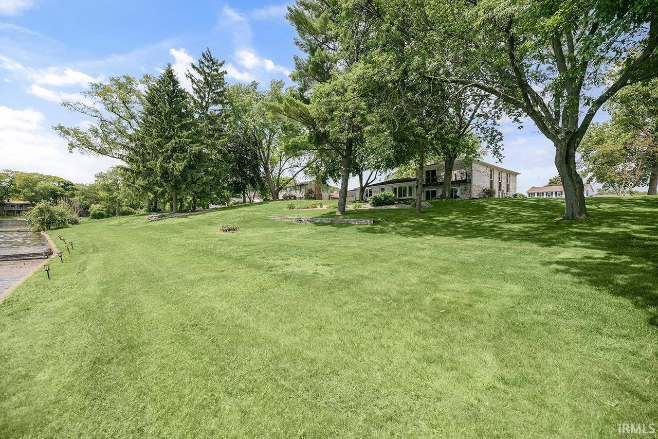 Photo 6 of 3111 N East Lake Drive