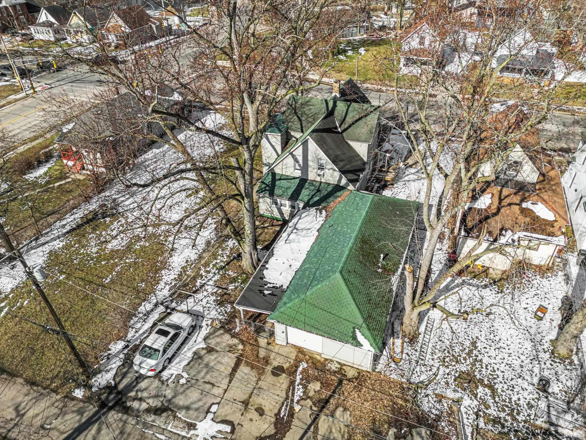 Photo 12 of 1433 W Franklin Street