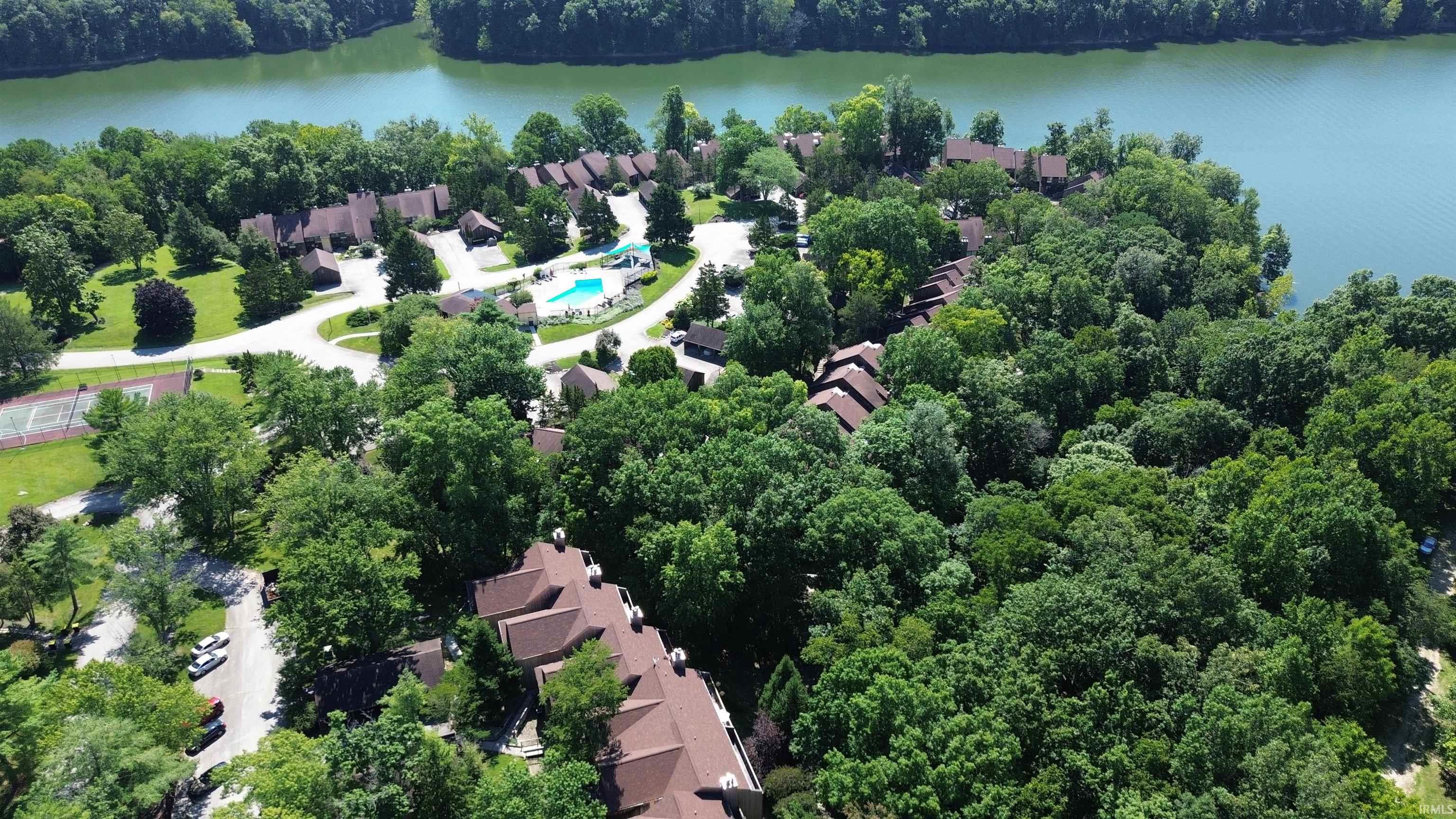 17th image of 9479 S Pointe Lasalles Dr, Bloomington, IN 47401 | MLS# 202606247