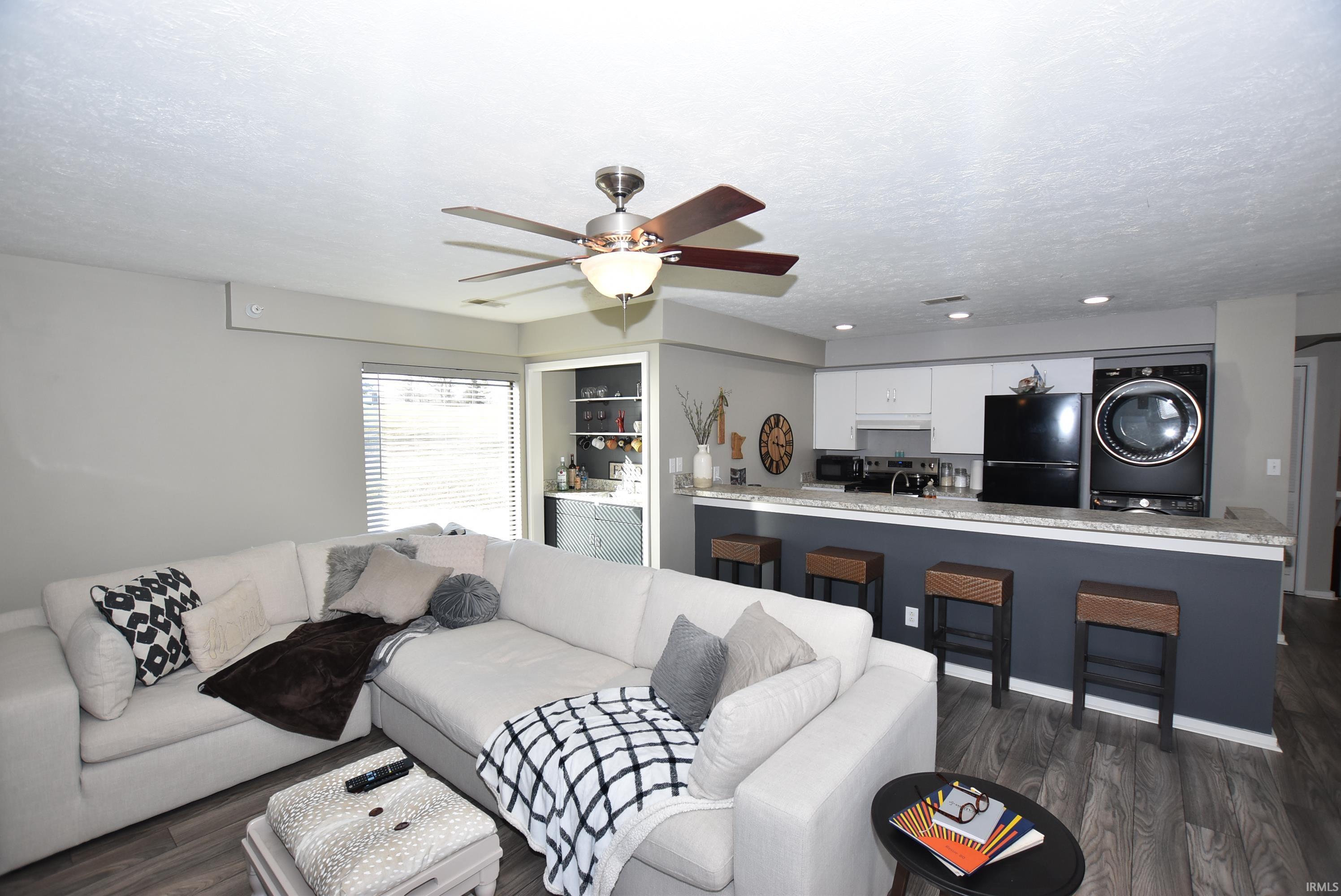 4th image of 9479 S Pointe Lasalles Dr, Bloomington, IN 47401 | MLS# 202606247