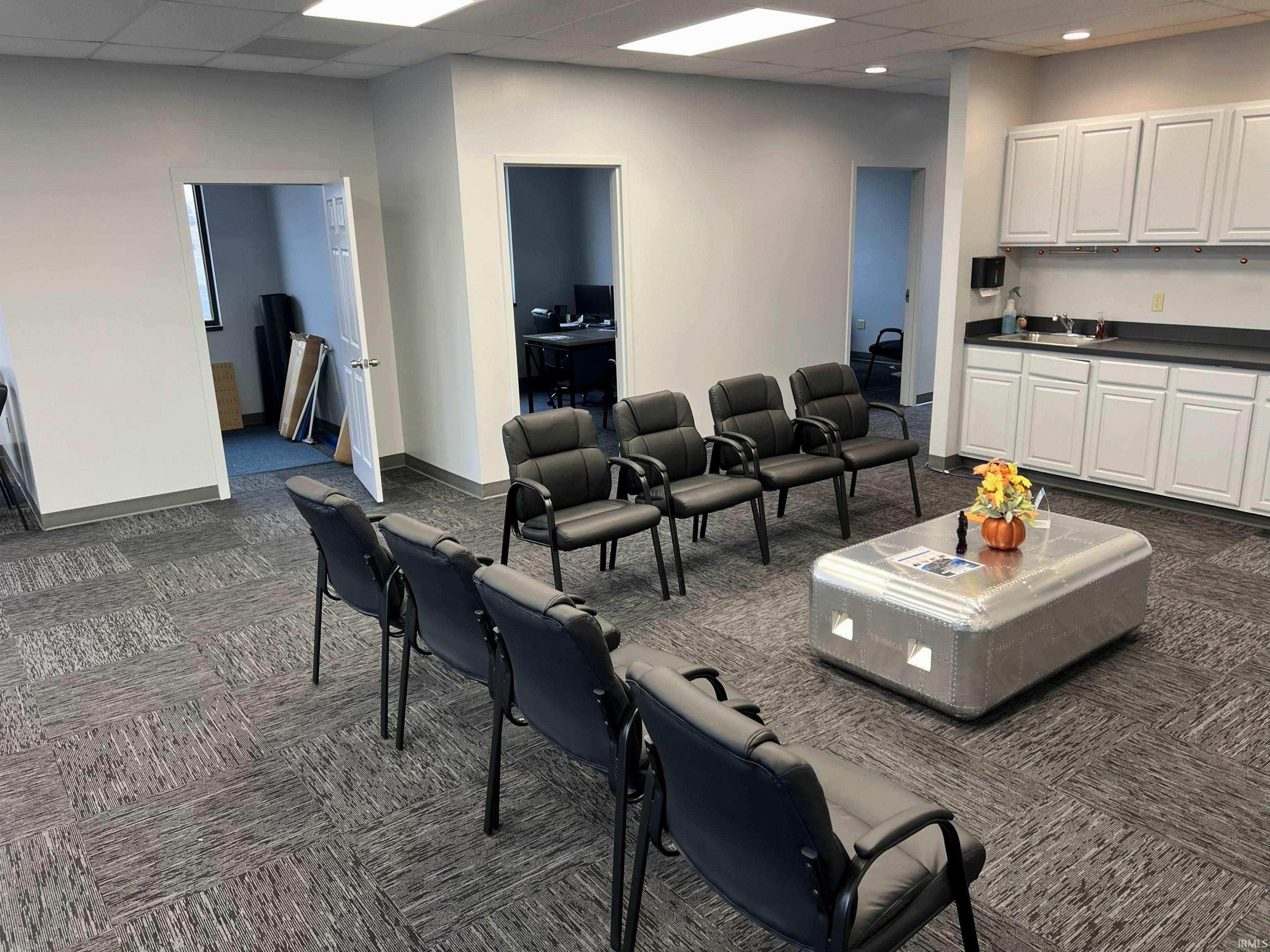 Photo 3 of 2505 E North Street