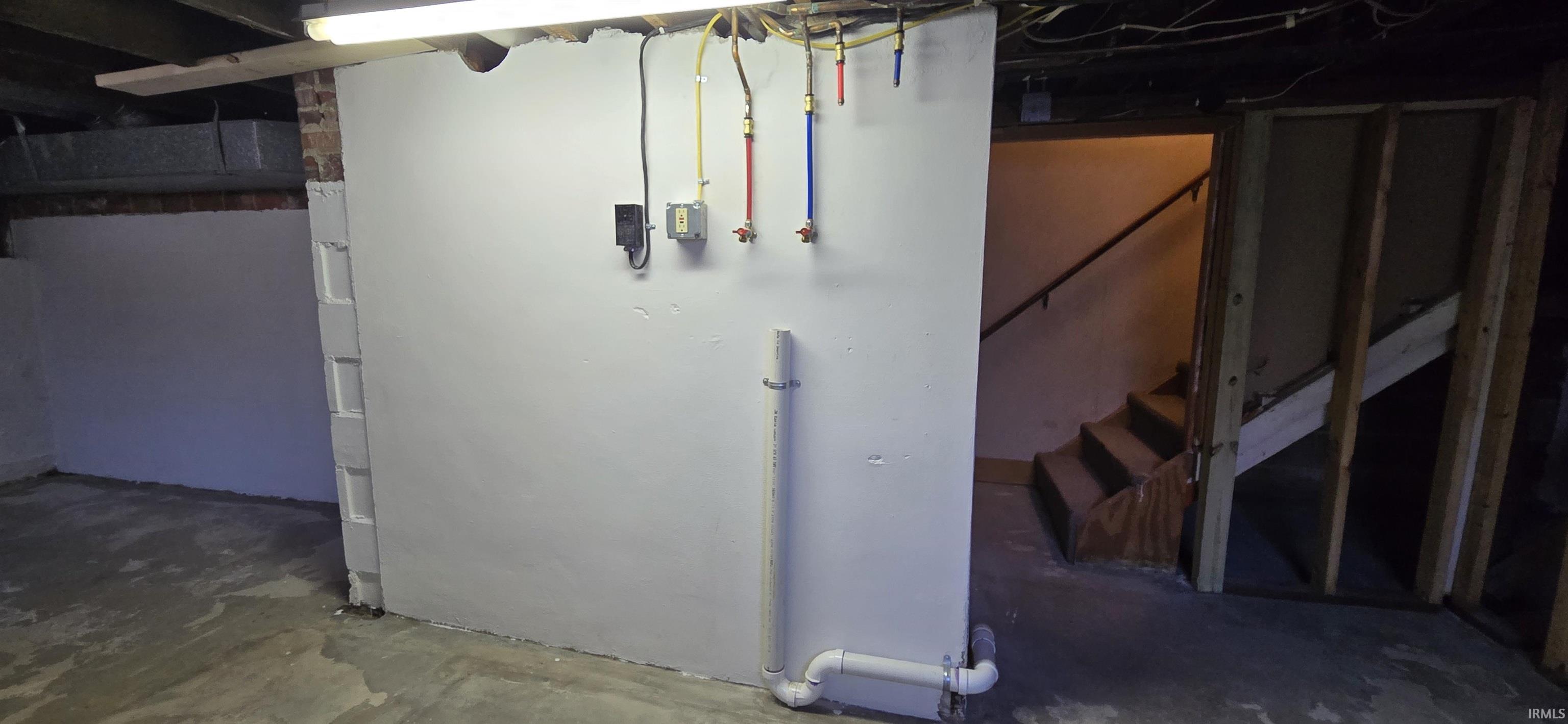 Photo 34 of 503 E 3rd Street