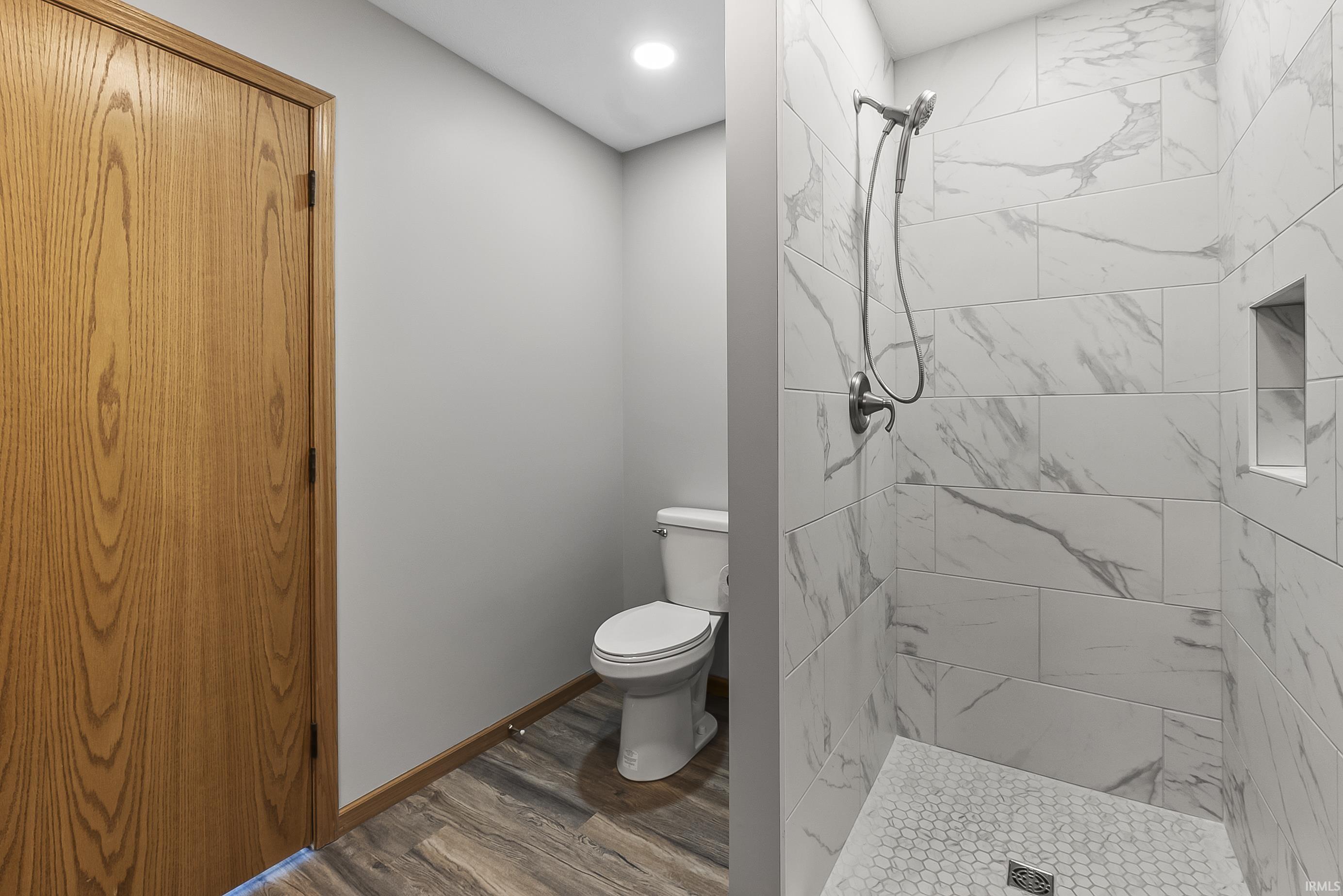 Photo 15 of 7 EMS D7A Lane