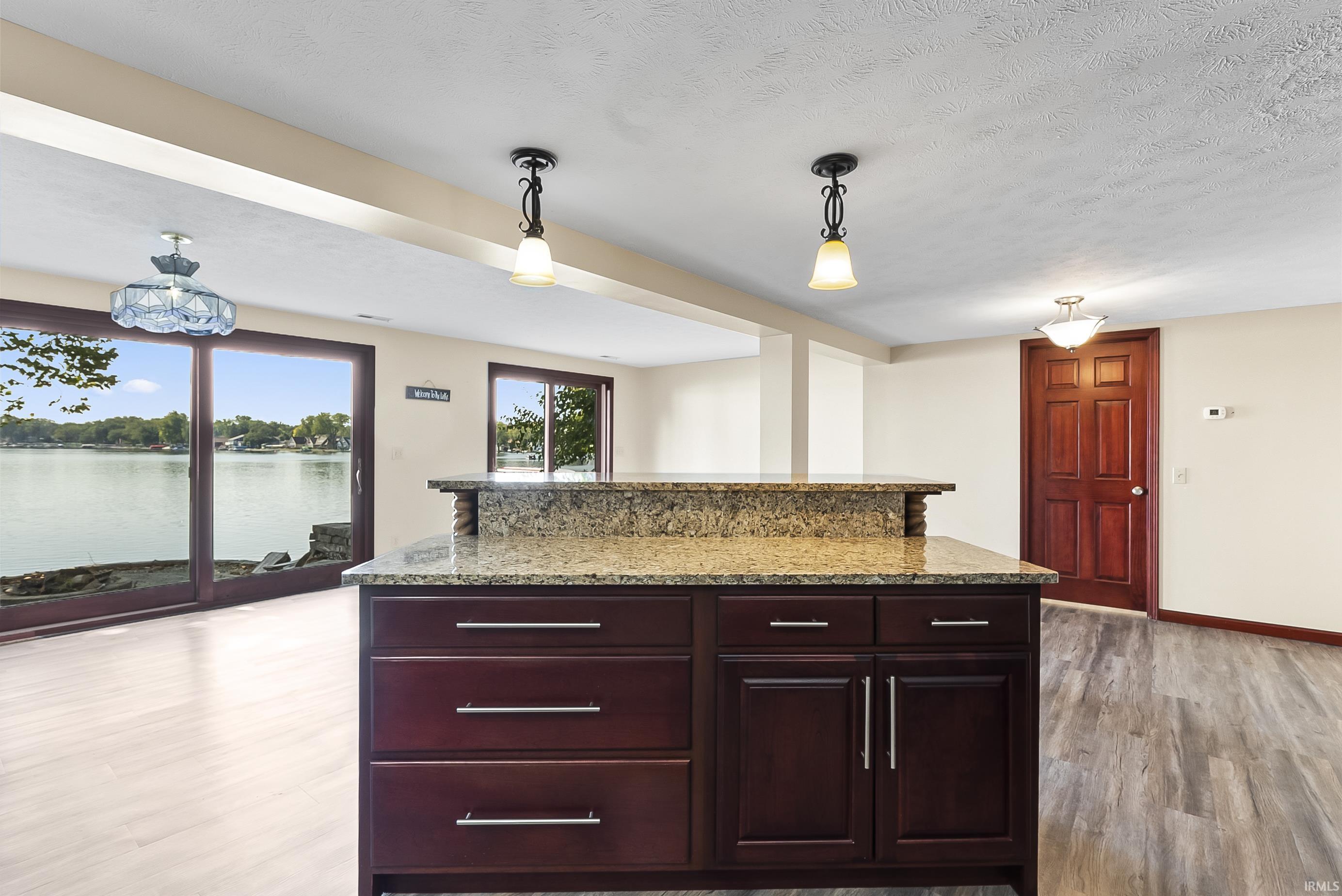 Photo 31 of 7 EMS D7A Lane