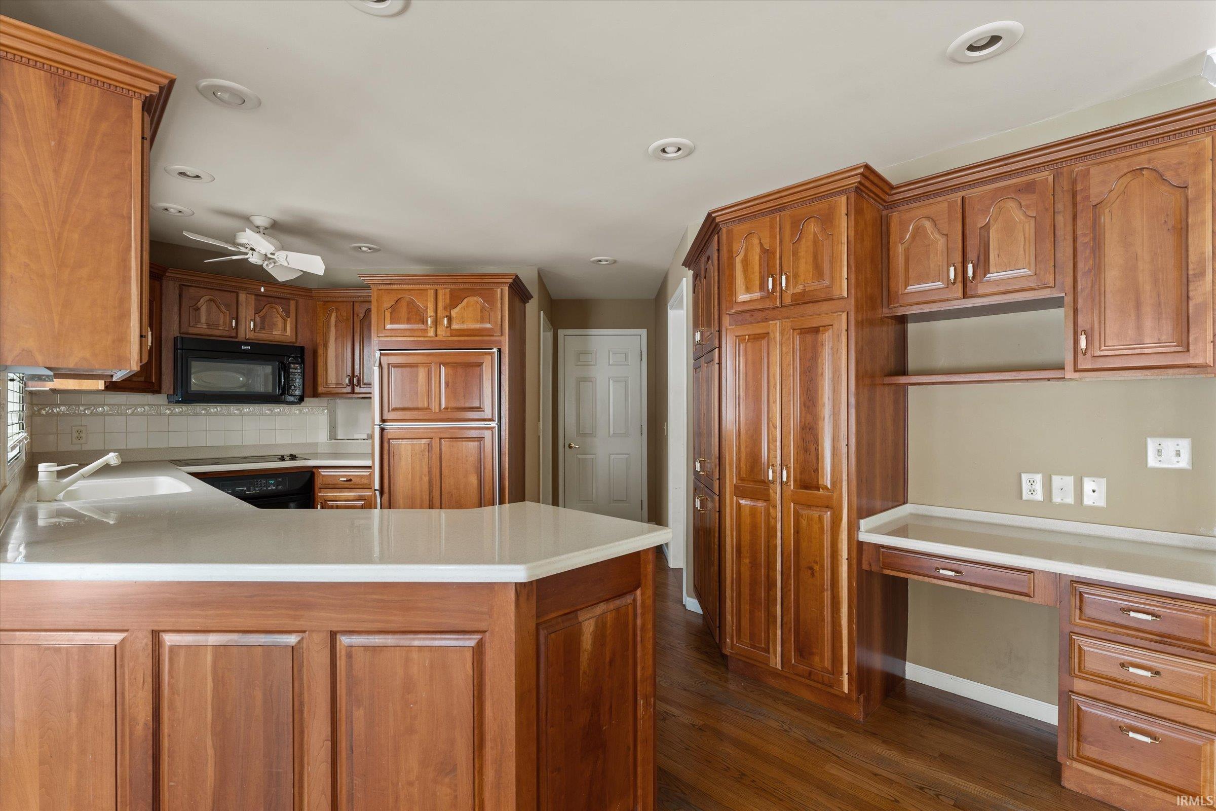 Photo 11 of 22931 Stone Way Street