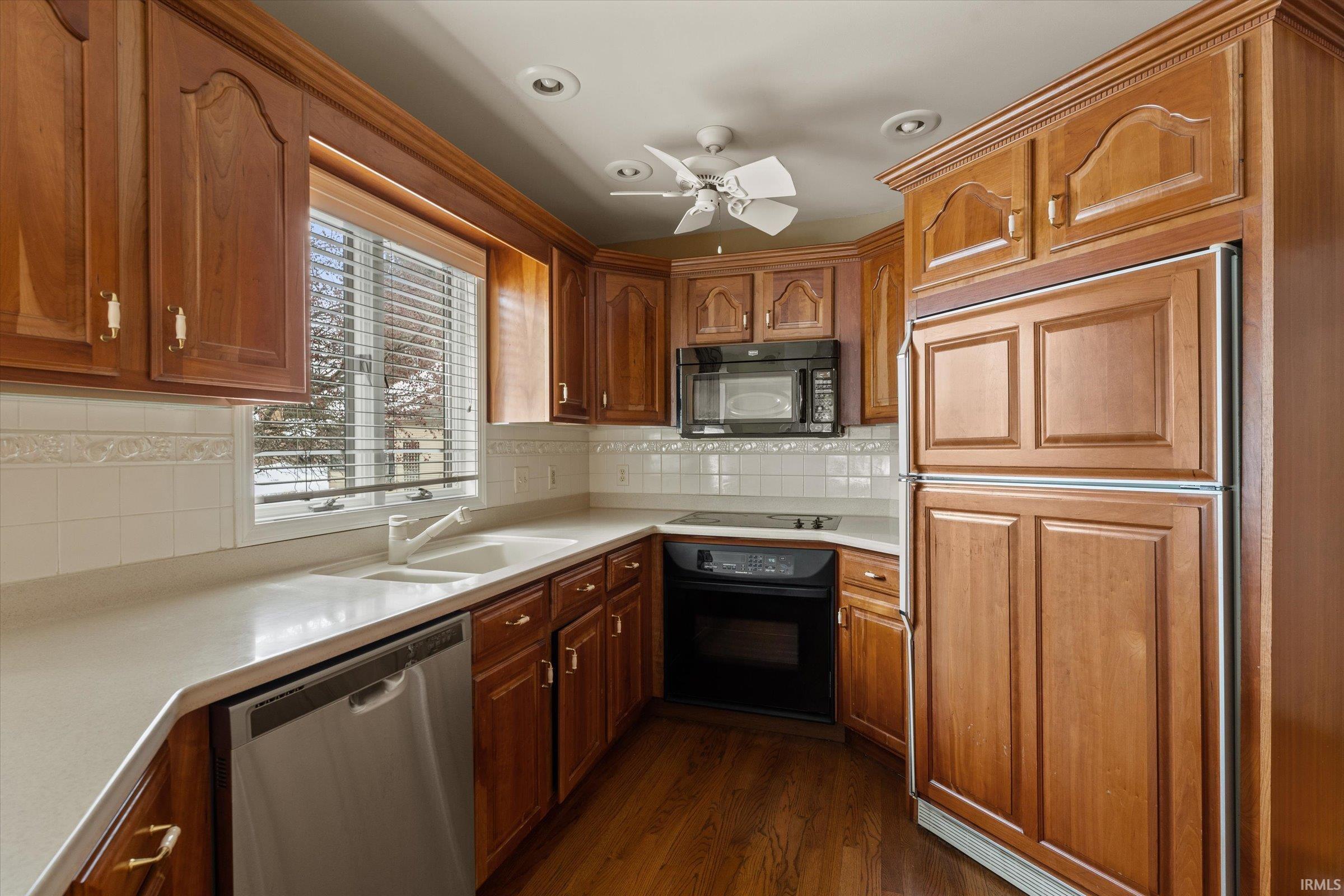 Photo 12 of 22931 Stone Way Street