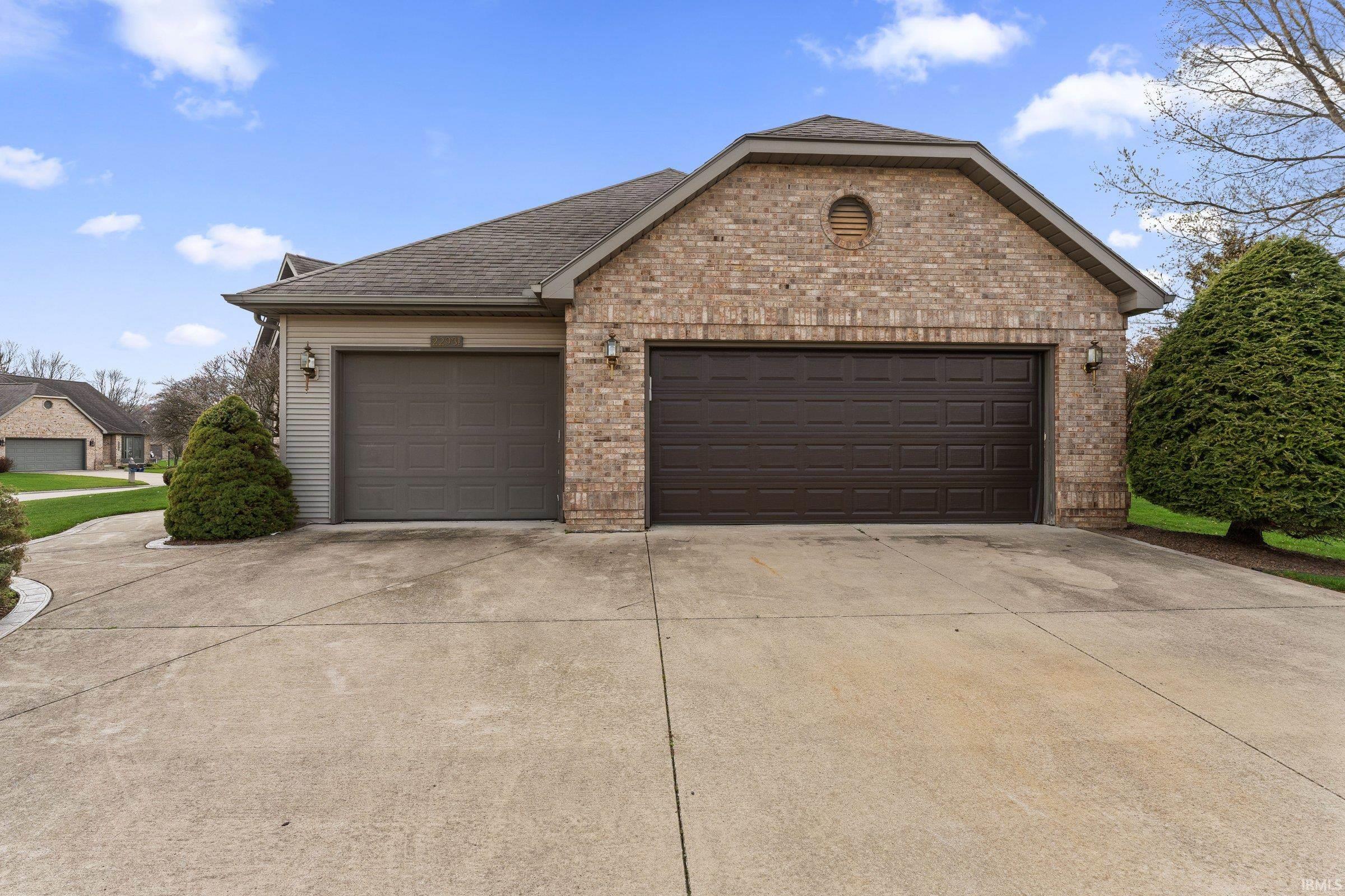 Photo 33 of 22931 Stone Way Street