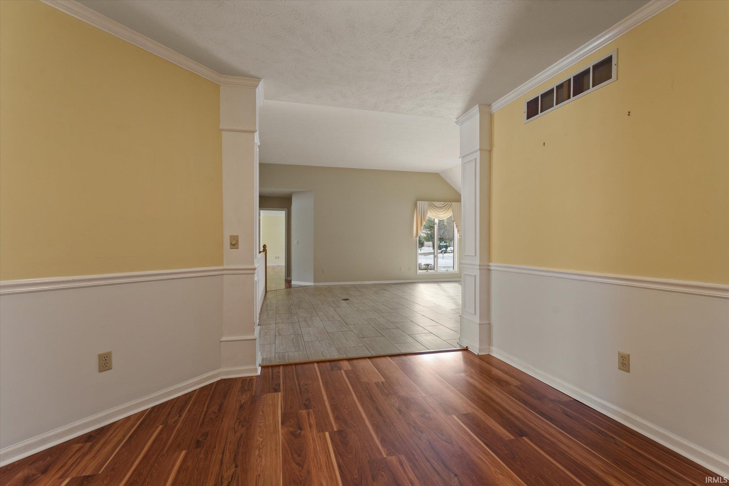 Photo 8 of 22931 Stone Way Street