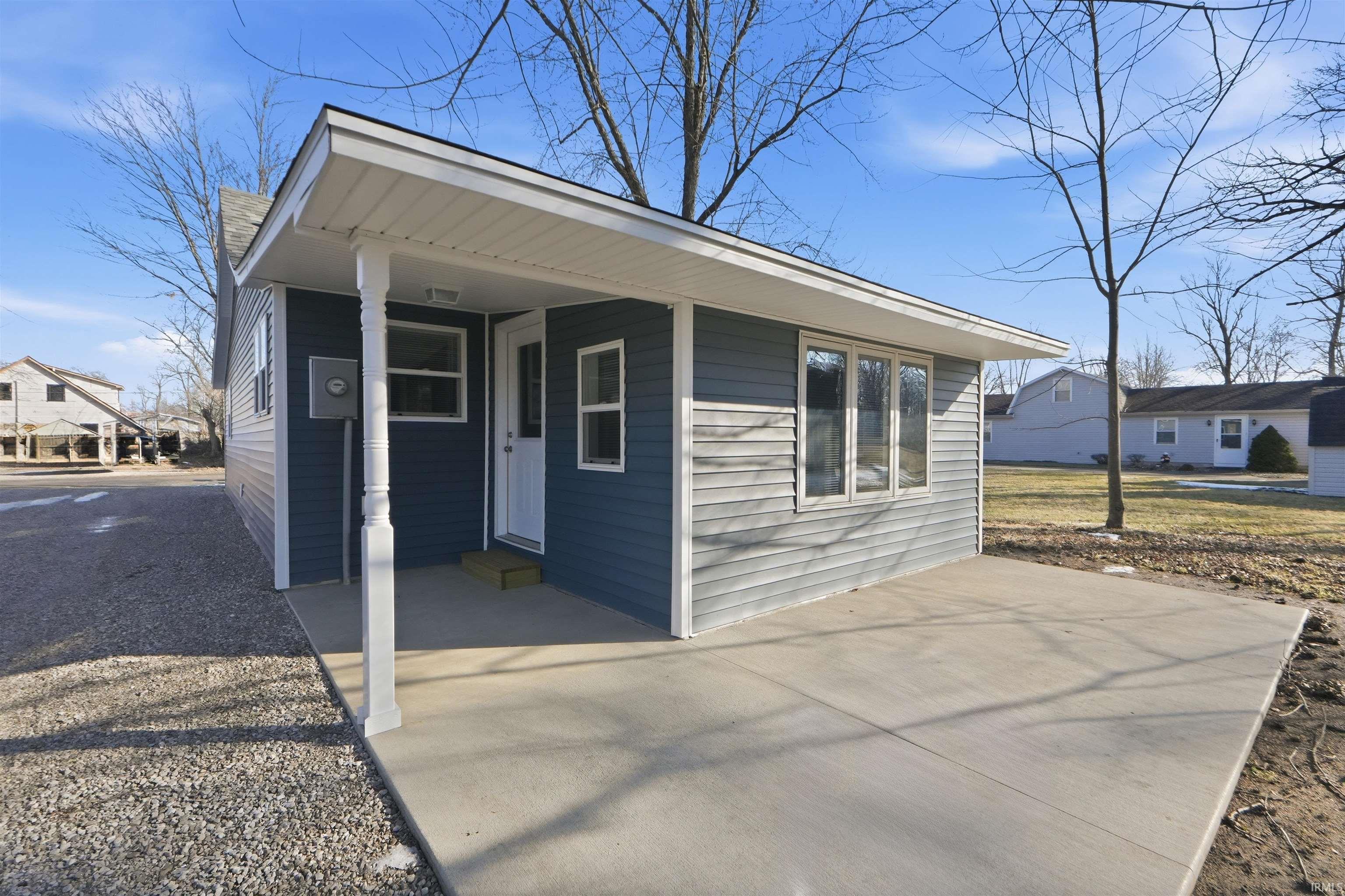 View of front of house featuring a porch
