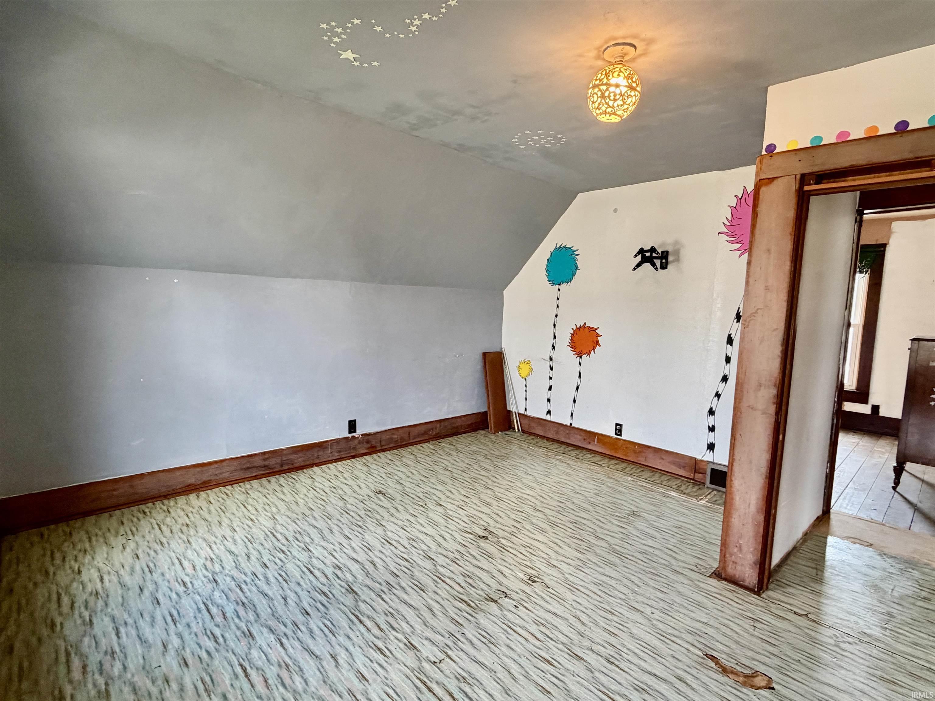 Photo 18 of 202 E Ellsworth Street