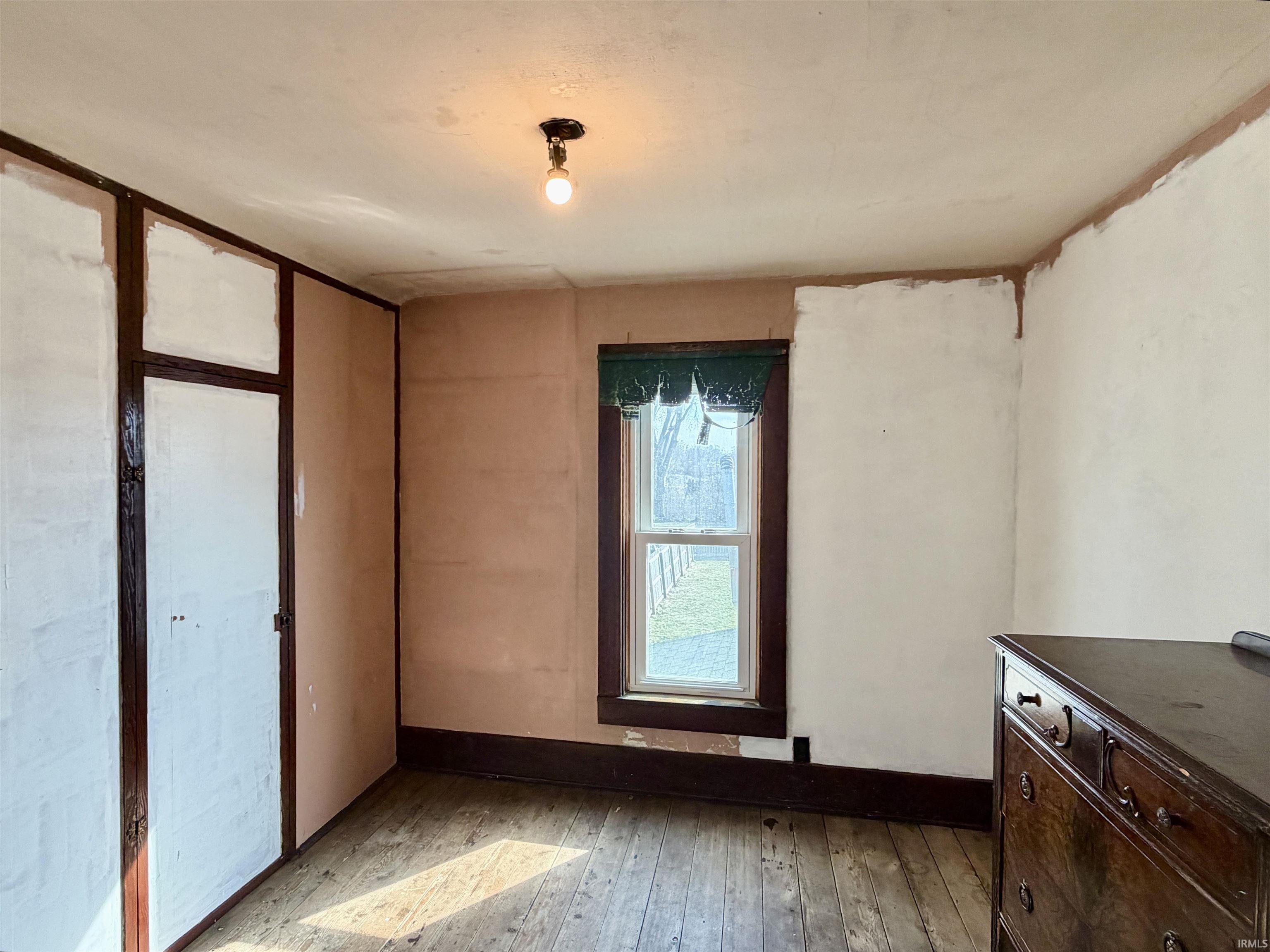 Photo 20 of 202 E Ellsworth Street