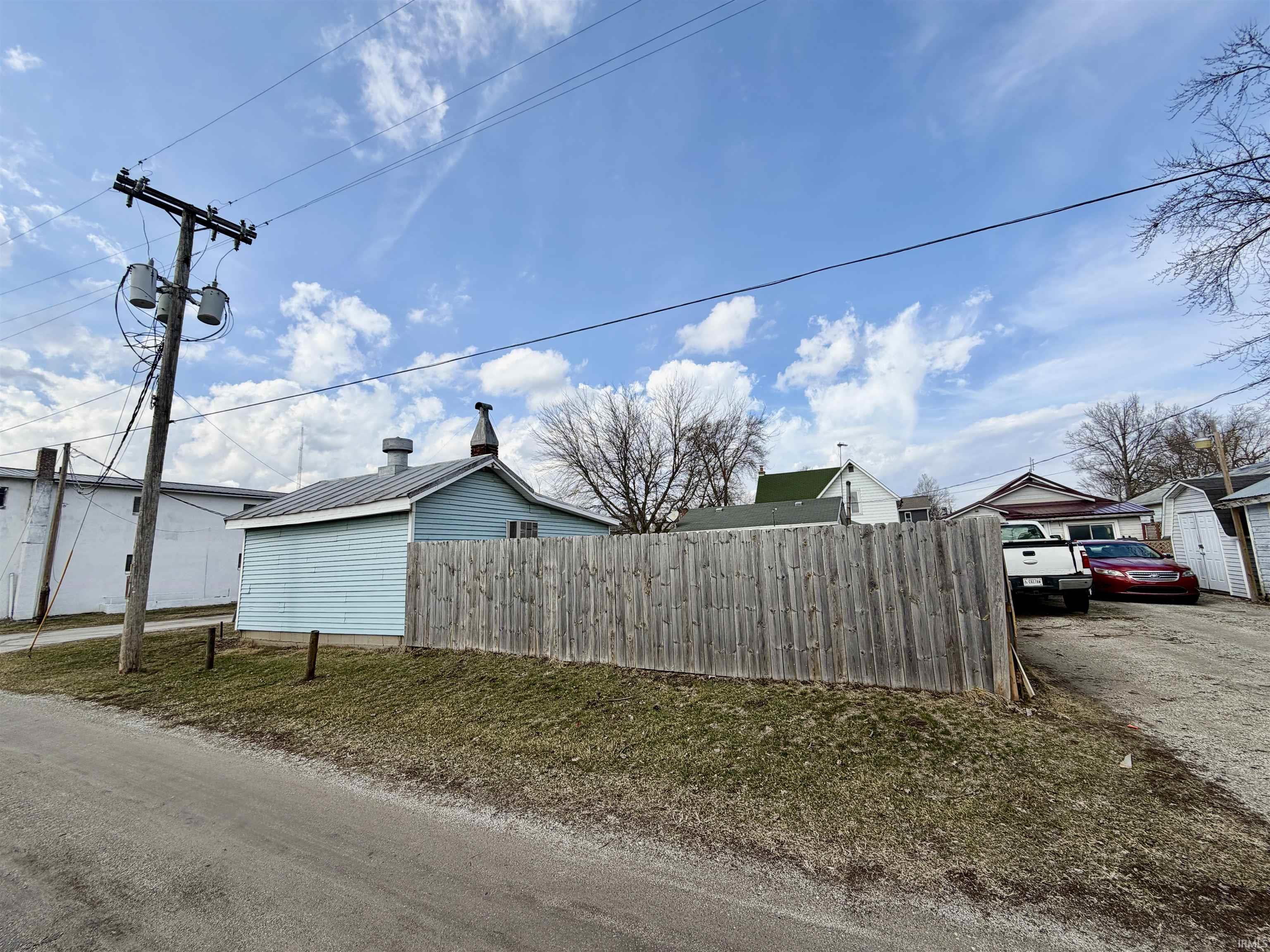 Photo 28 of 202 E Ellsworth Street