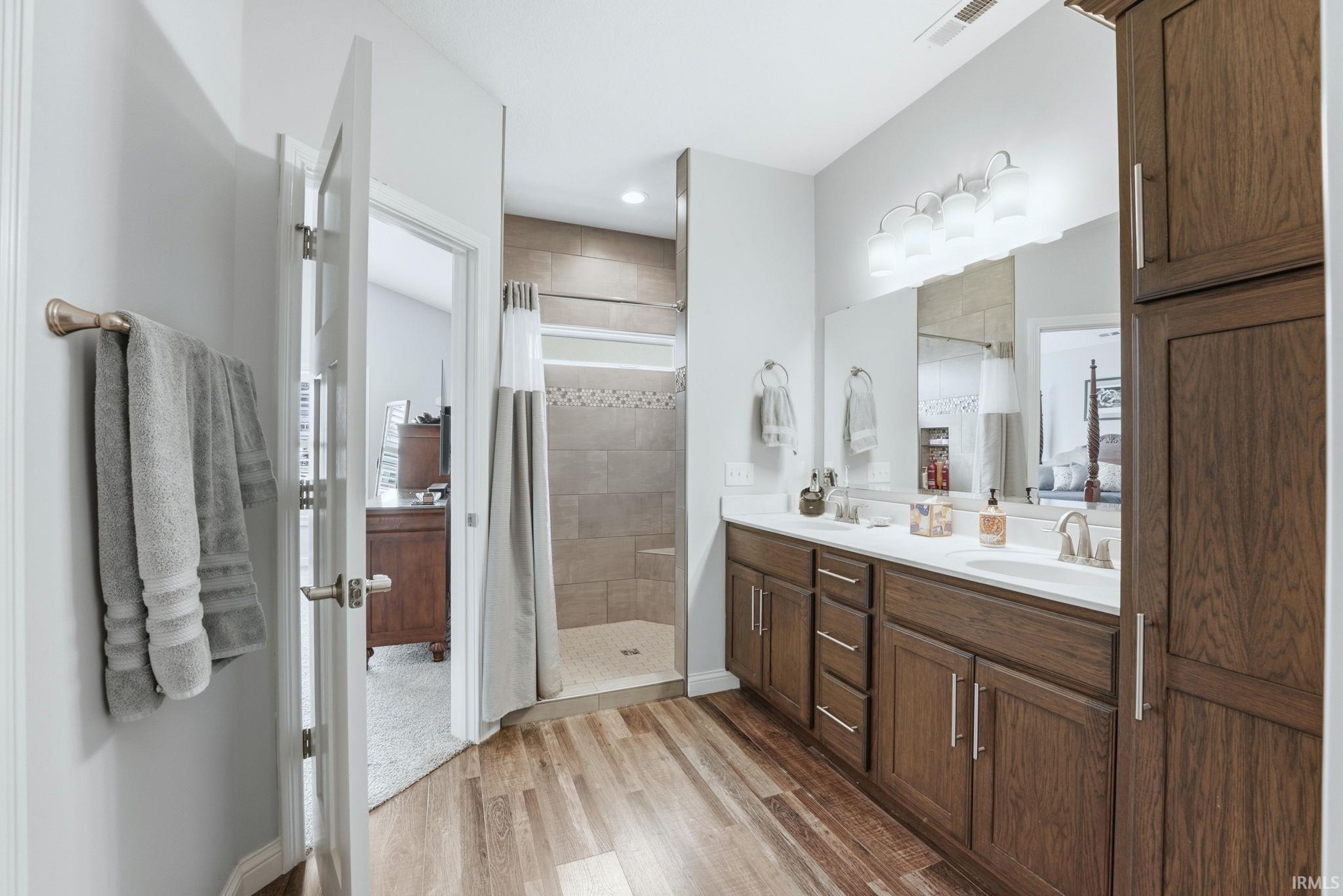 Photo 17 of 1179 Brewster Court