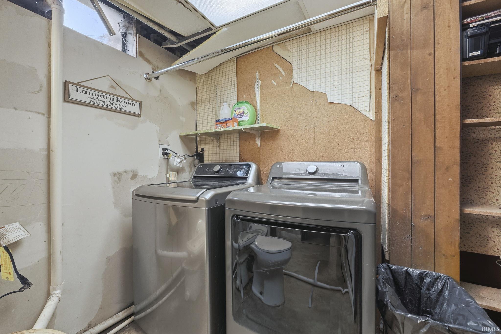 Laundry area with independent washer and dryer