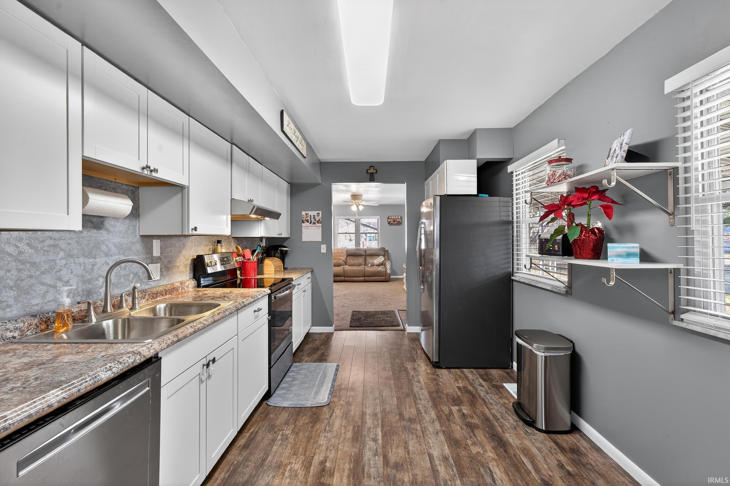 Photo 6 of 1439 Logan Street