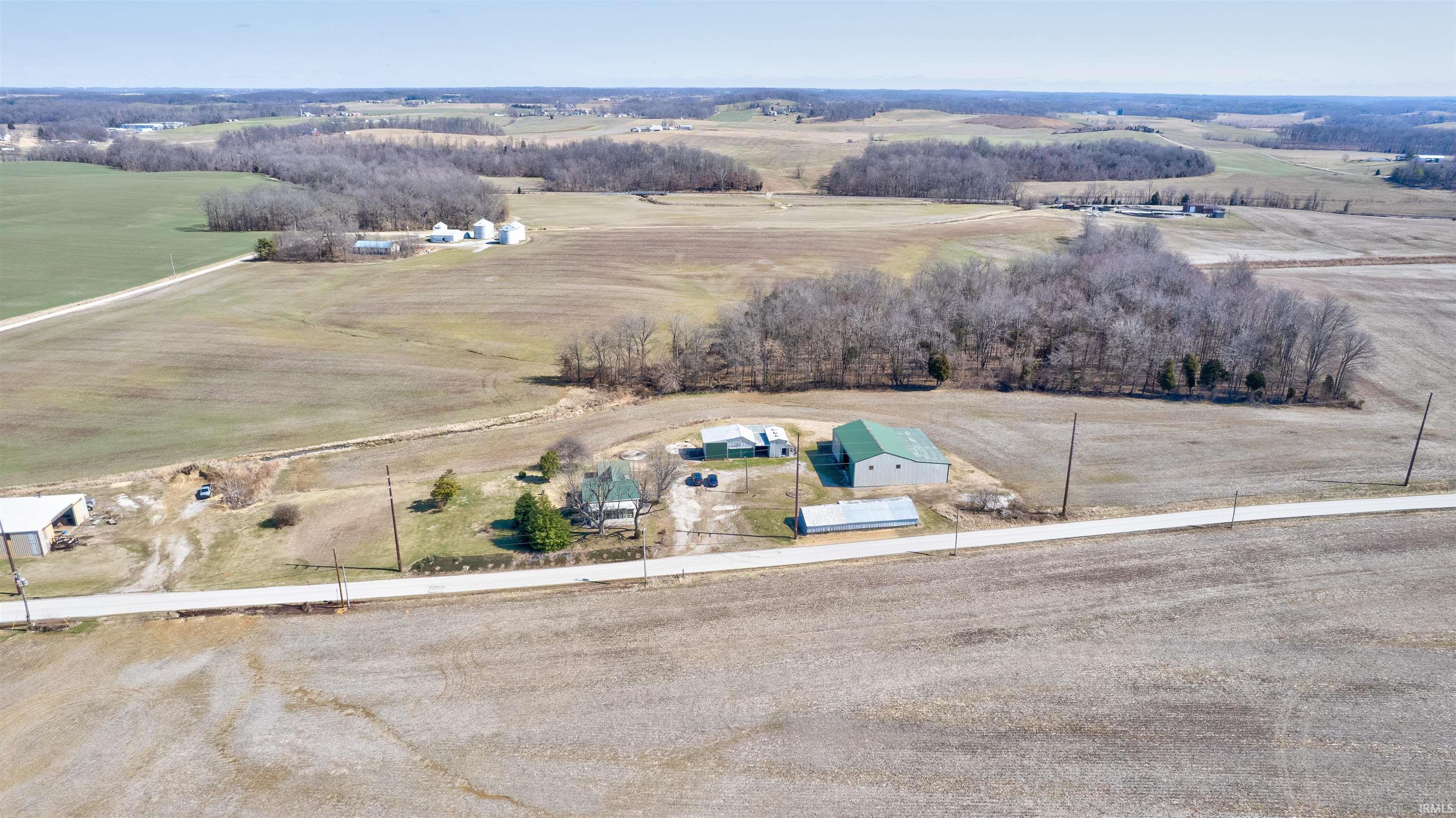 Homes for sale in Dale, IN | 18335 N Cr 350 E, Dale, IN 47523 | MLS# 202606557