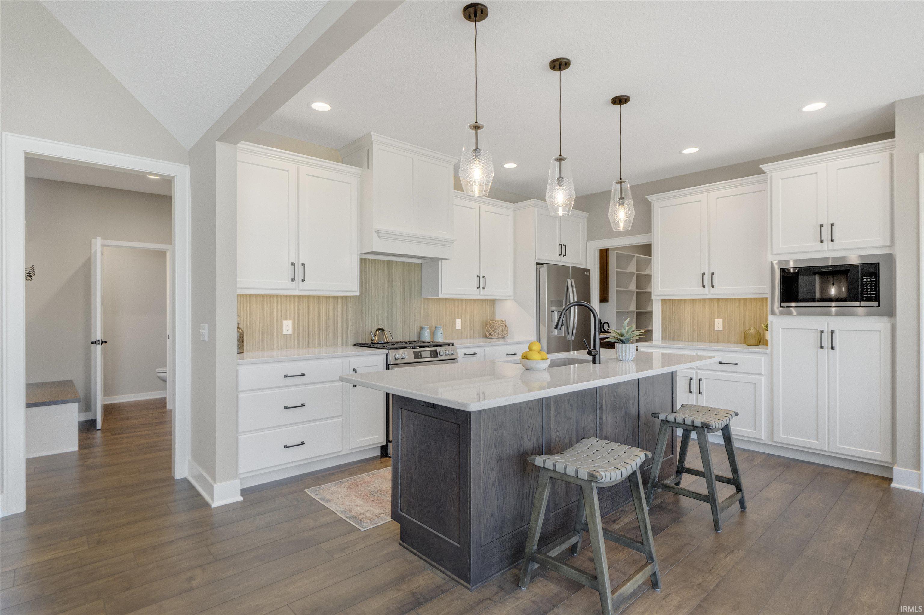 Photo 10 of 17645 Monza Pass