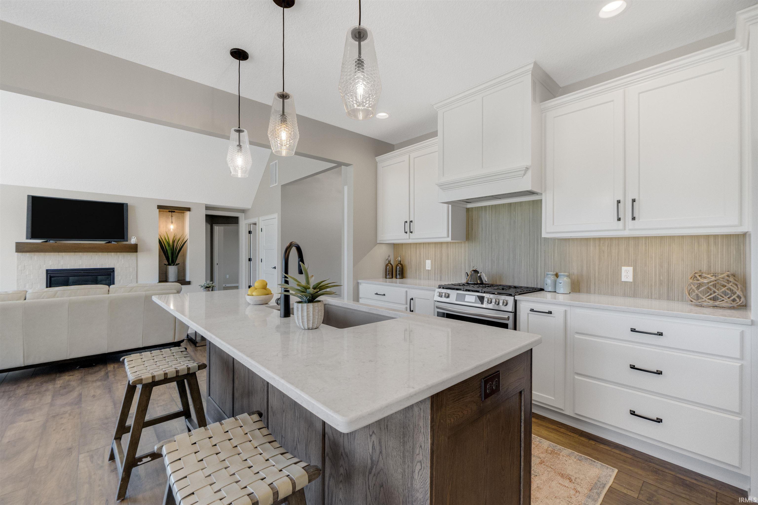 Photo 12 of 17645 Monza Pass