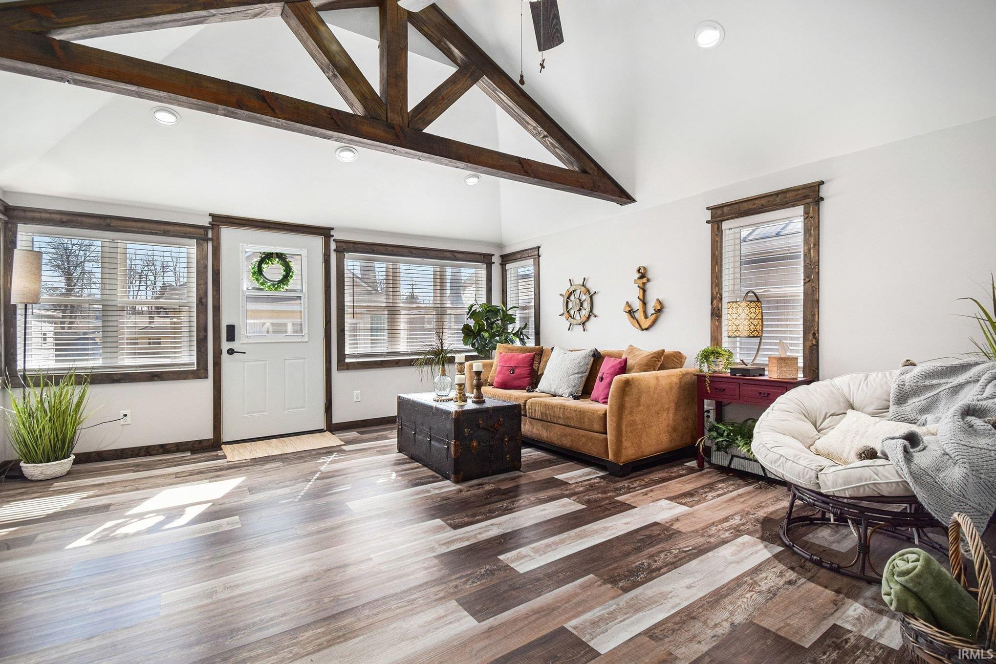 Photo 10 of 19 EMS W16C Lane