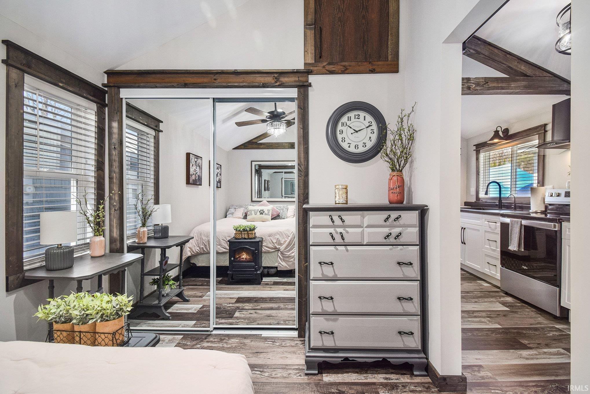 Photo 22 of 19 EMS W16C Lane