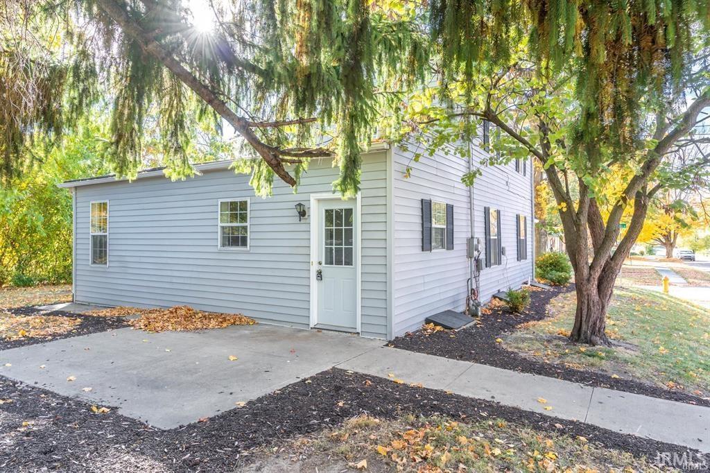 View of property exterior