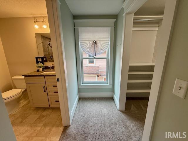 Photo 21 of 820 W Jefferson Boulevard