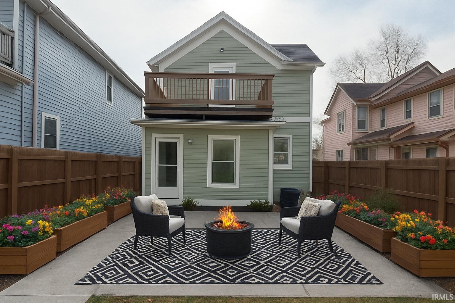 Photo 3 of 820 W Jefferson Boulevard