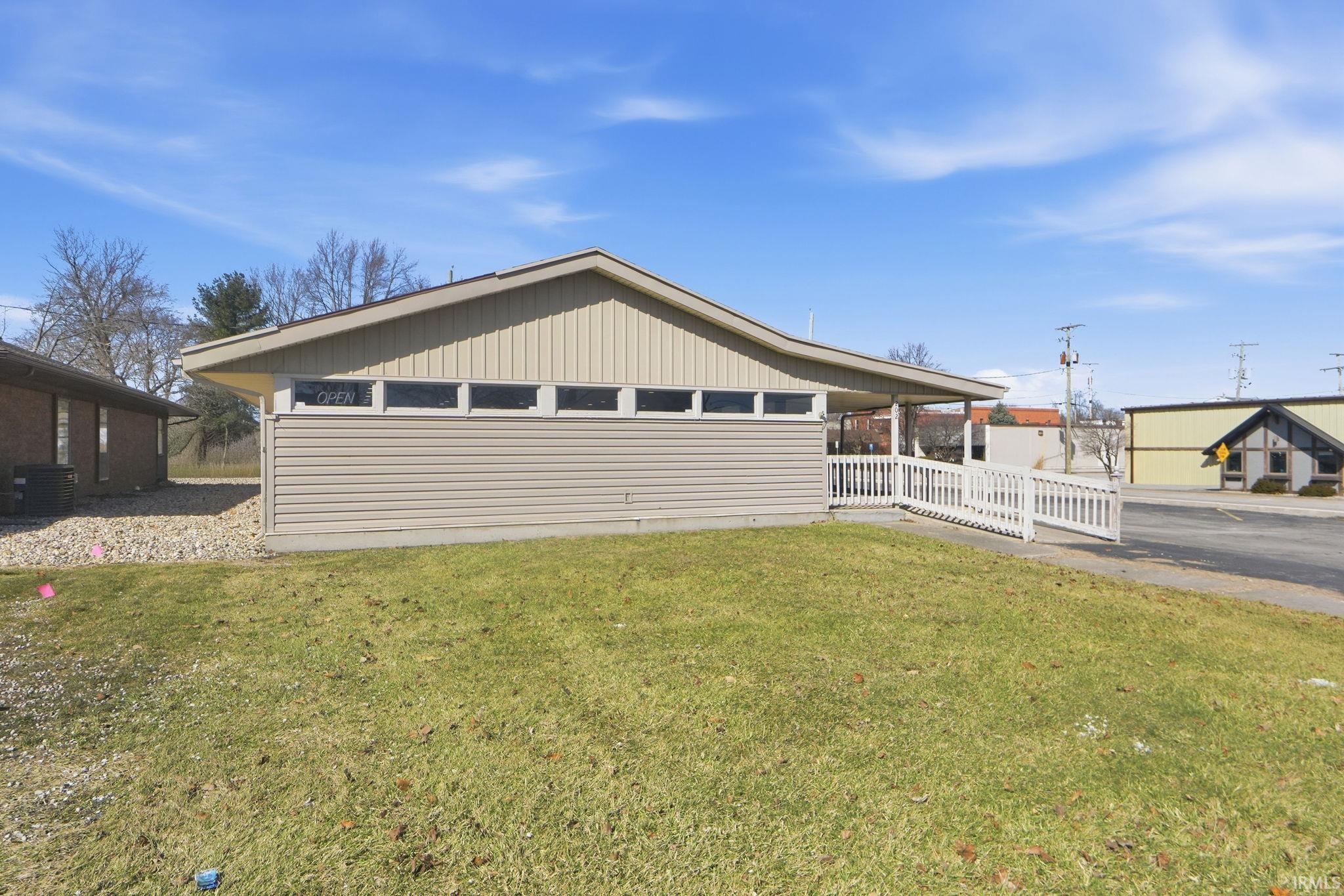 Photo 1 of 202 W Whitley Street