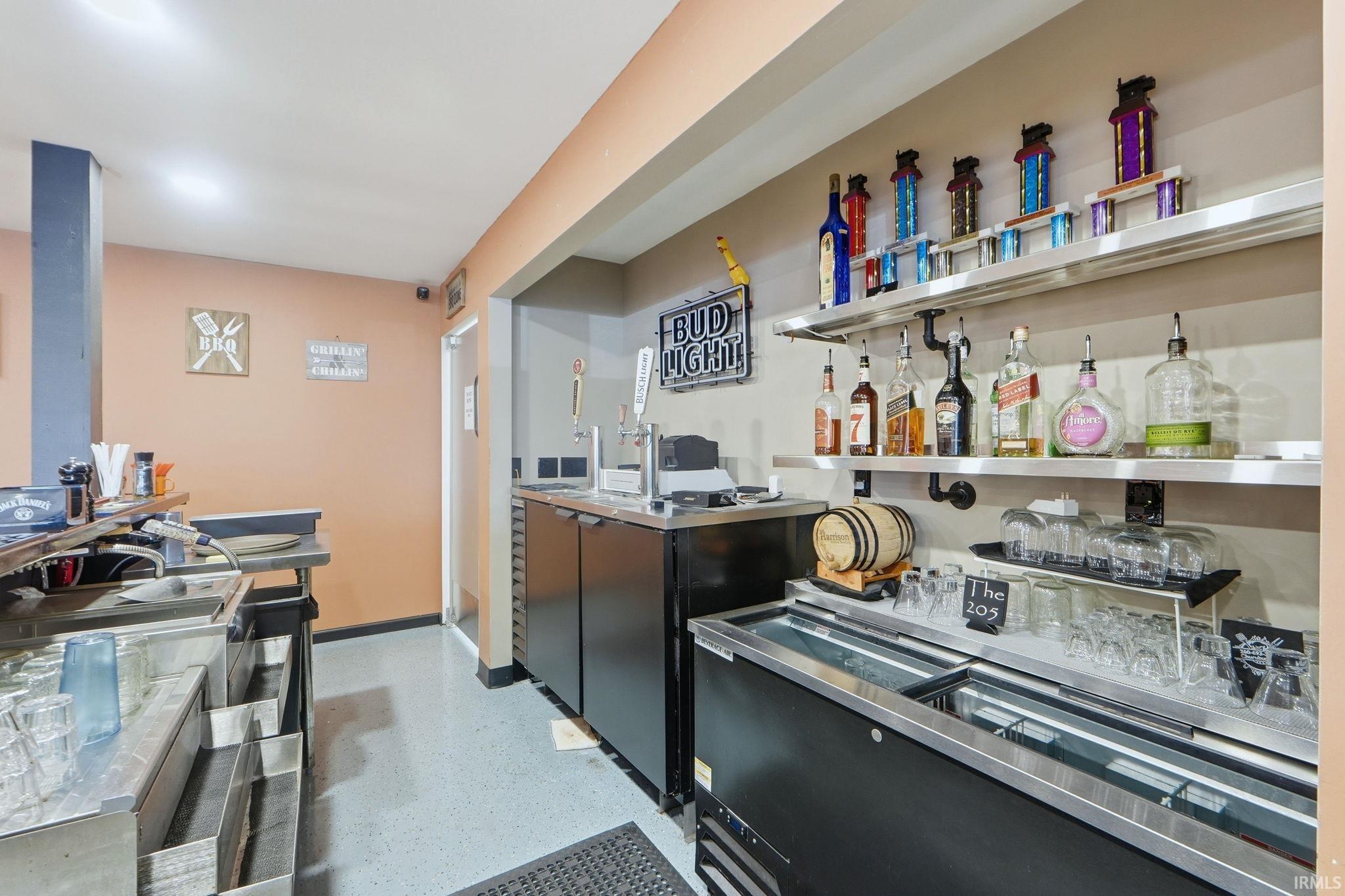 Photo 10 of 202 W Whitley Street