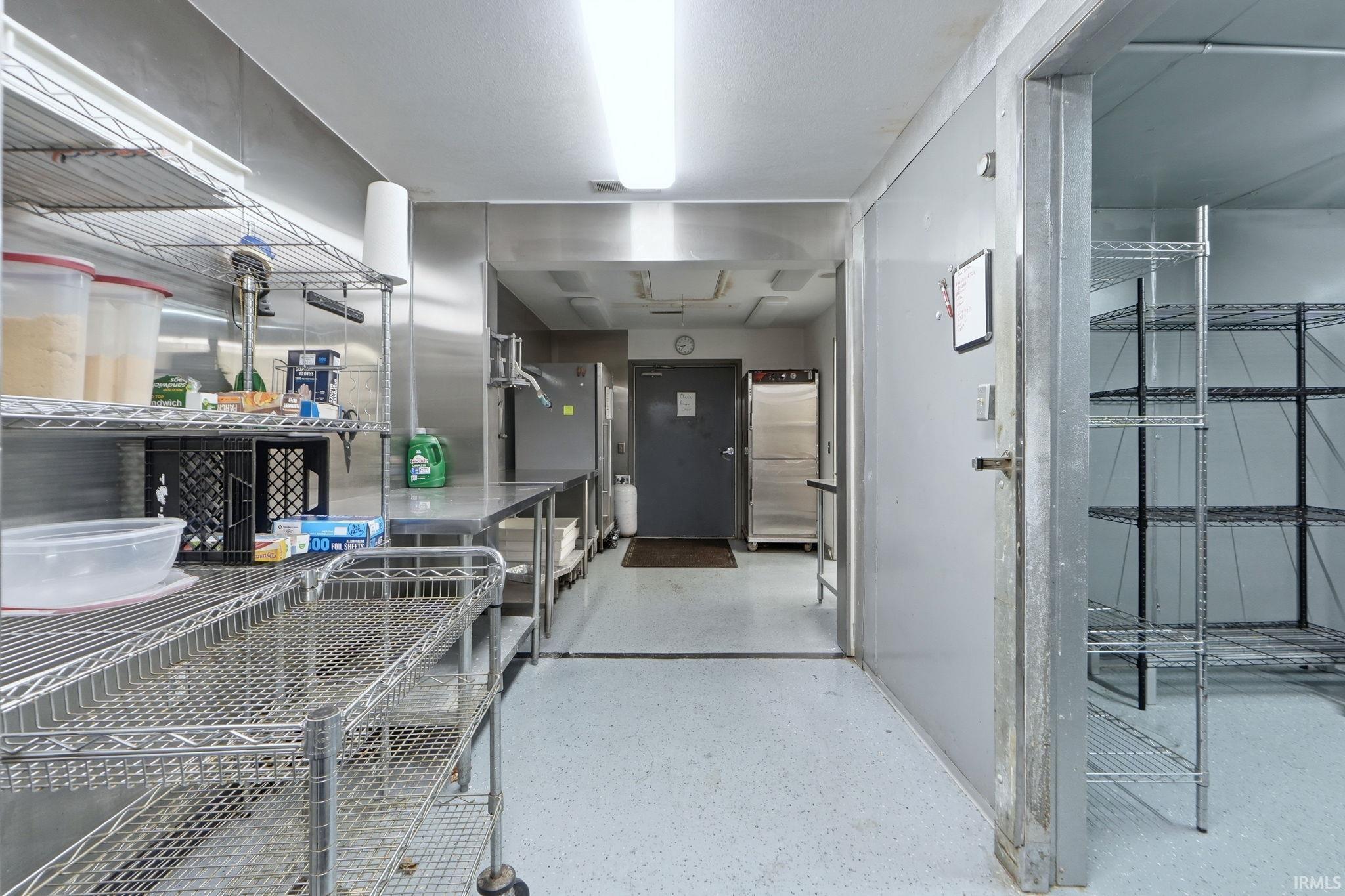 Photo 23 of 202 W Whitley Street