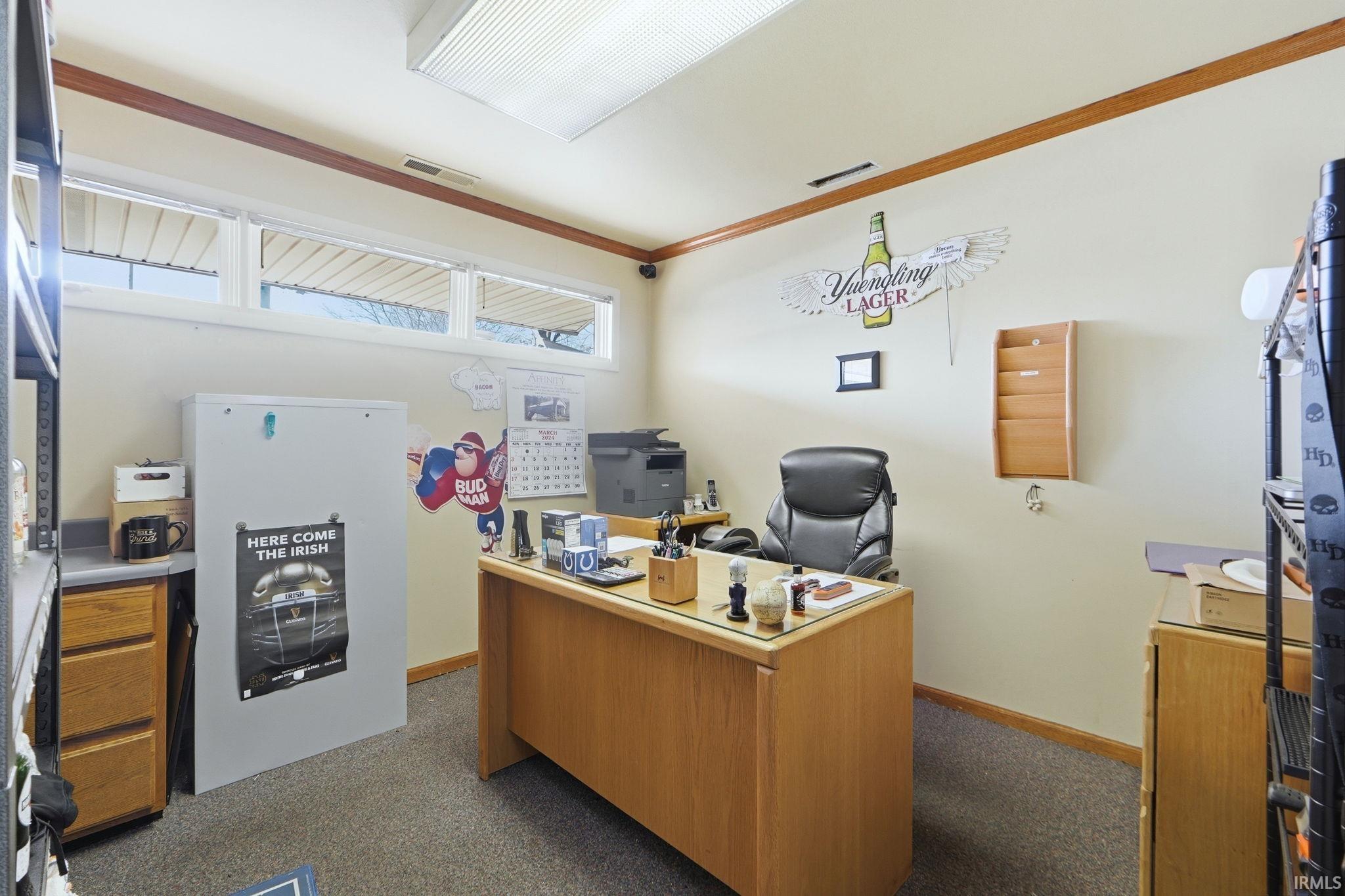 Photo 25 of 202 W Whitley Street