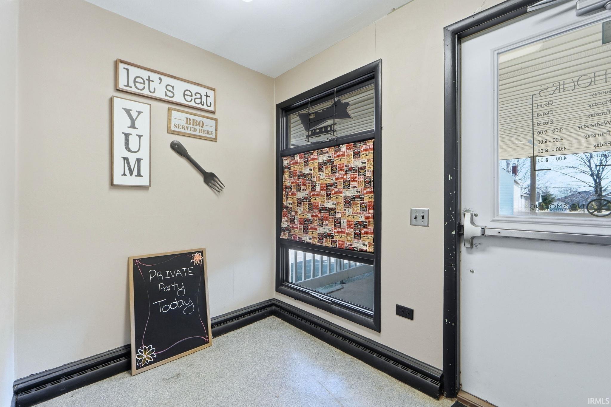 Photo 3 of 202 W Whitley Street