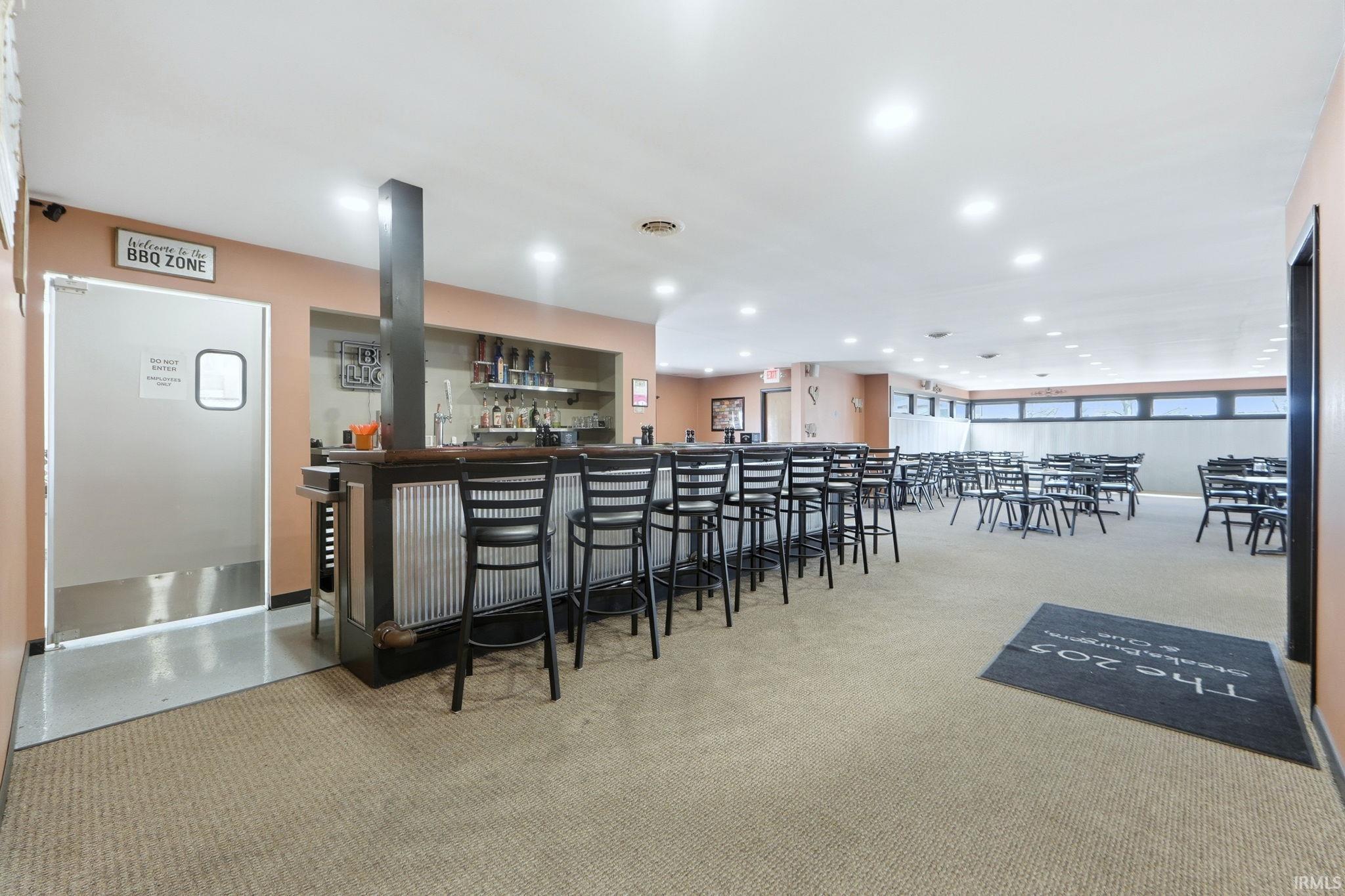 Photo 7 of 202 W Whitley Street