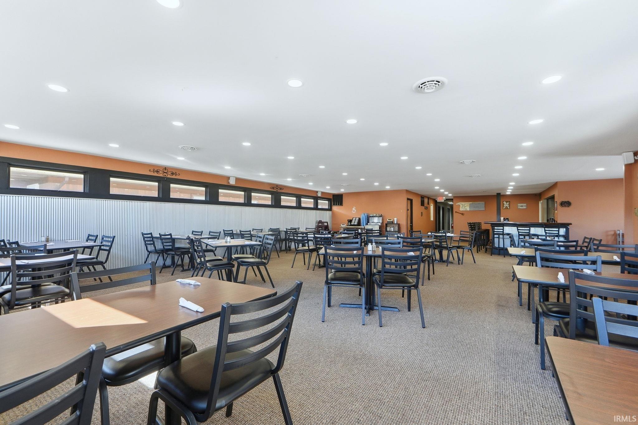 Photo 8 of 202 W Whitley Street