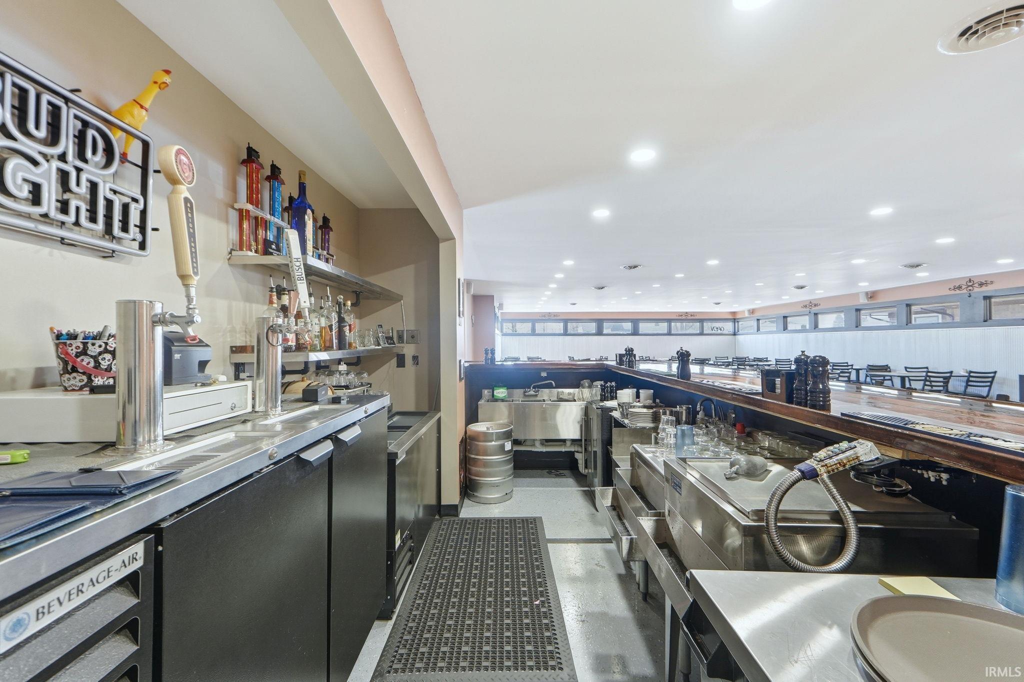 Photo 9 of 202 W Whitley Street