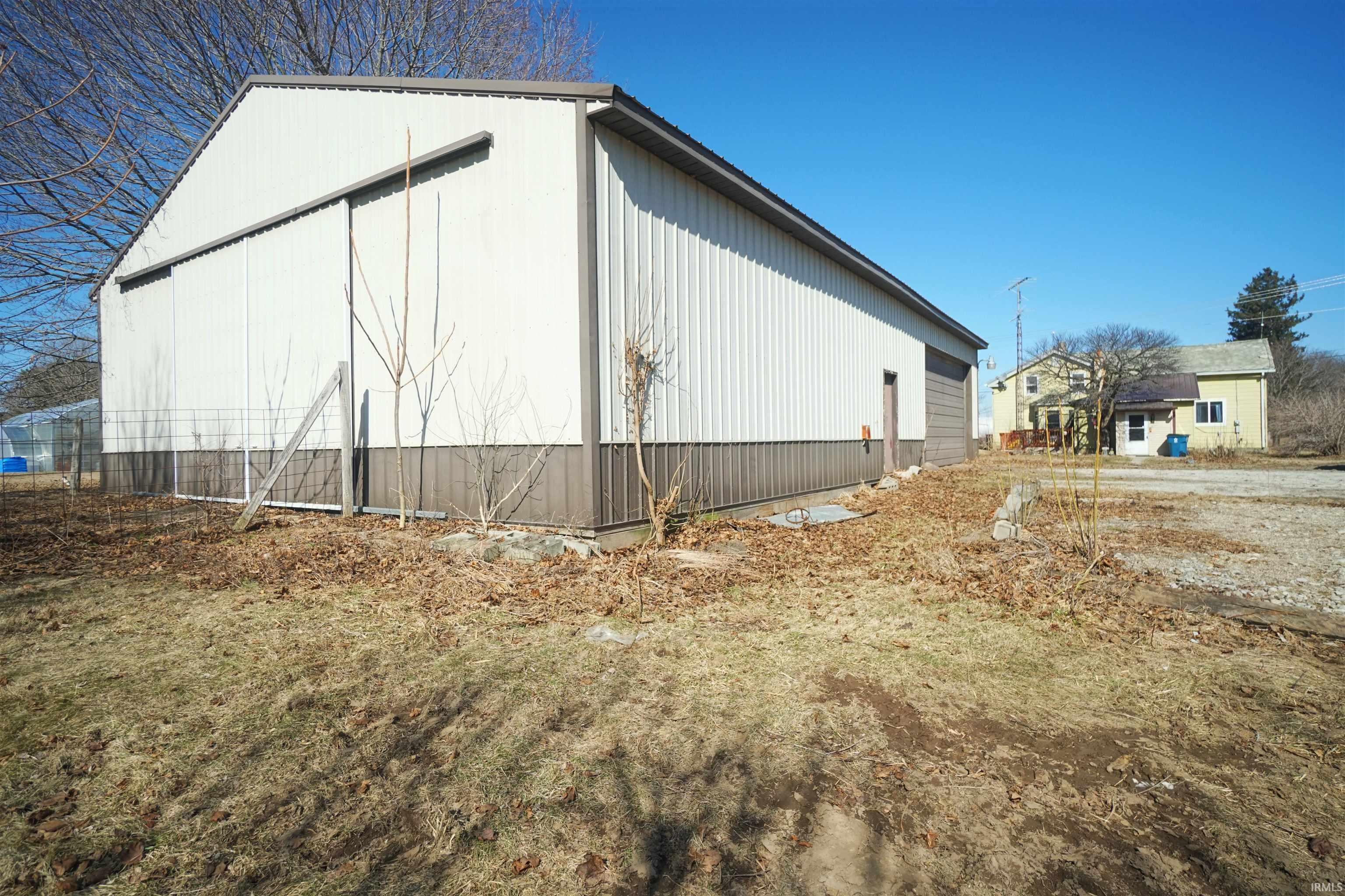 Photo 8 of 867 W State Road 114