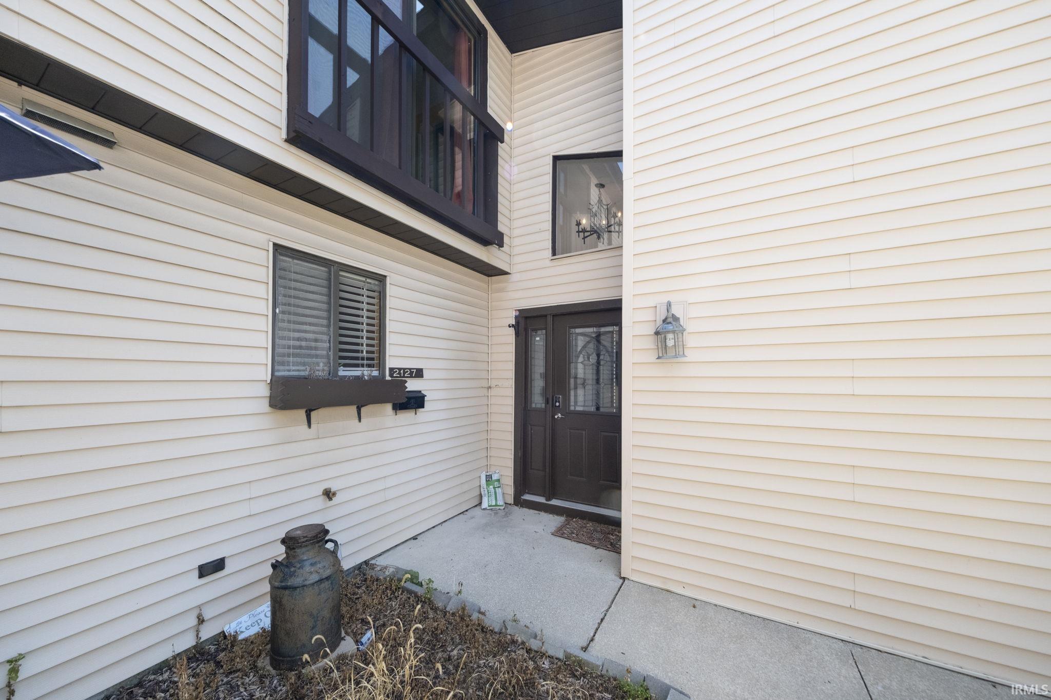 Photo 3 of 2127 Bayside Court