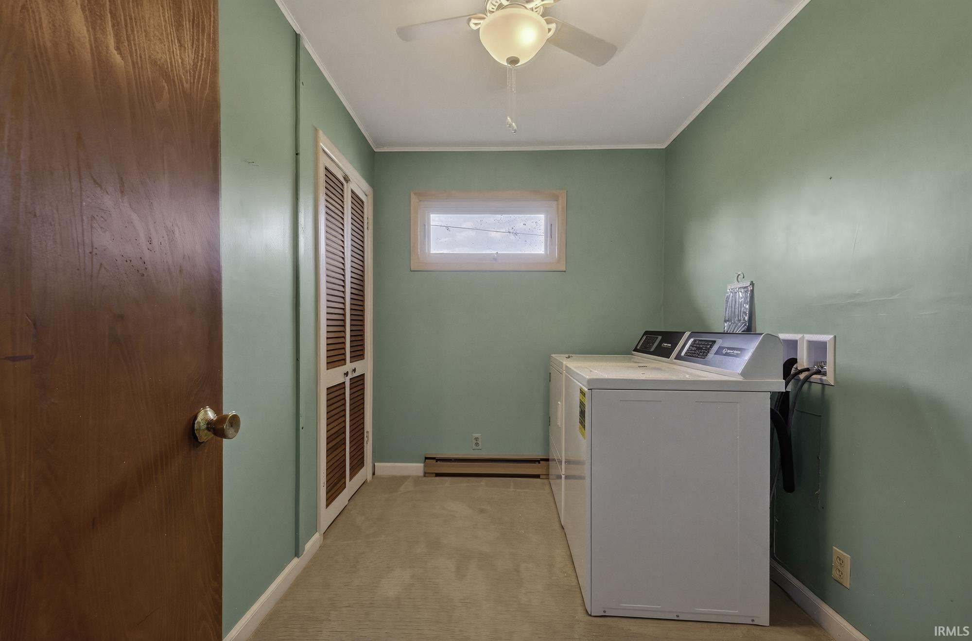 Photo 21 of 47 E Ireland Drive