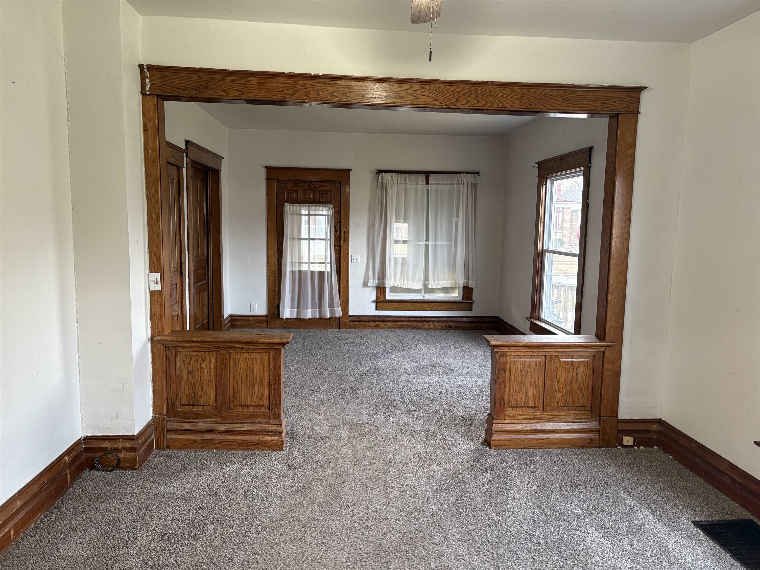 Photo 3 of 211 S Morton Street